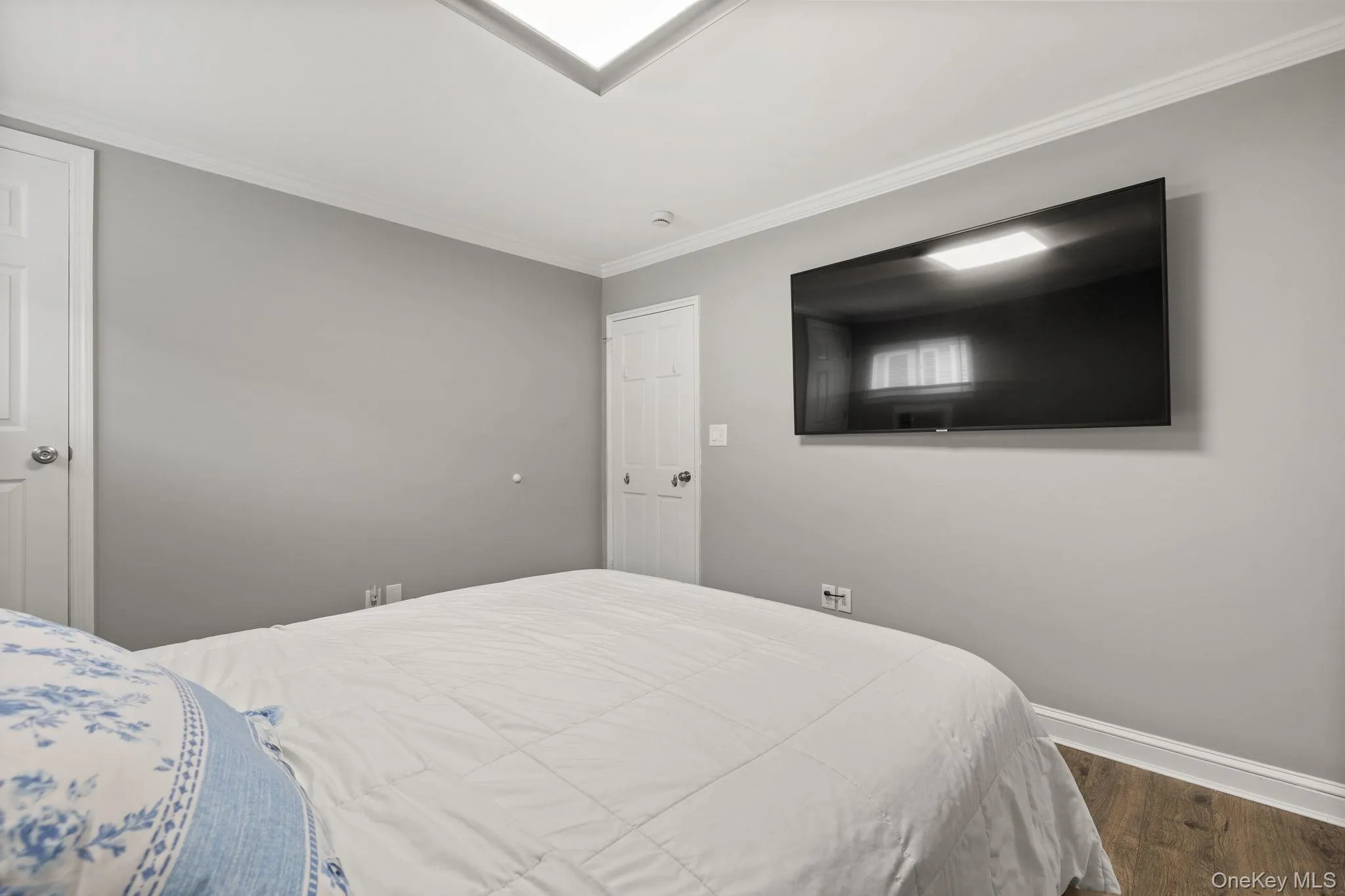2383 Riverside Drive, Hempstead, NY, 6 Bedrooms Bedrooms, 8 Rooms Rooms,2 BathroomsBathrooms,Residential,For Rent,Riverside,0,1021229 2383 Riverside Drive, Hempstead, NY, 6 Bedrooms Bedrooms, 8 Rooms Rooms,2 BathroomsBathrooms,Residential,For Rent,Riverside,0,1021229