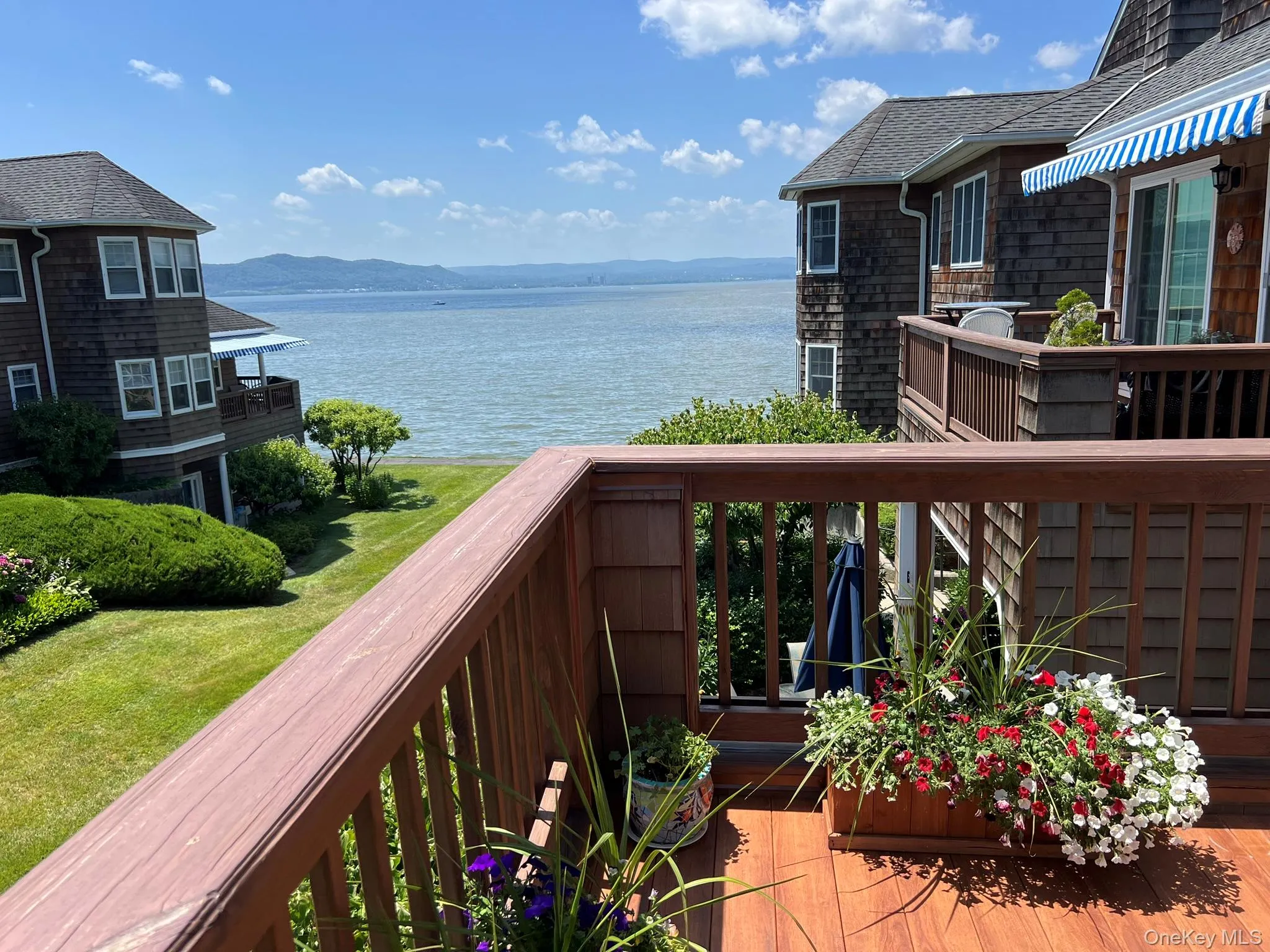 517 Half Moon Bay Drive, Cortlandt, NY, 2 Bedrooms Bedrooms, 4 Rooms Rooms,2 BathroomsBathrooms,Residential Lease,For Rent,Half Moon Bay,0,1021234 517 Half Moon Bay Drive, Cortlandt, NY, 2 Bedrooms Bedrooms, 4 Rooms Rooms,2 BathroomsBathrooms,Residential Lease,For Rent,Half Moon Bay,0,1021234
