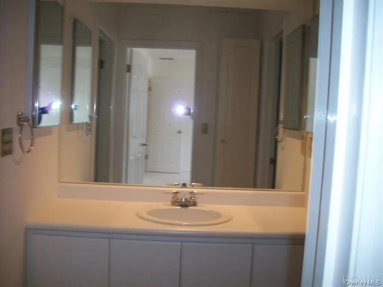 517 Half Moon Bay Drive, Cortlandt, NY, 2 Bedrooms Bedrooms, 4 Rooms Rooms,2 BathroomsBathrooms,Residential Lease,For Rent,Half Moon Bay,0,1021234 517 Half Moon Bay Drive, Cortlandt, NY, 2 Bedrooms Bedrooms, 4 Rooms Rooms,2 BathroomsBathrooms,Residential Lease,For Rent,Half Moon Bay,0,1021234