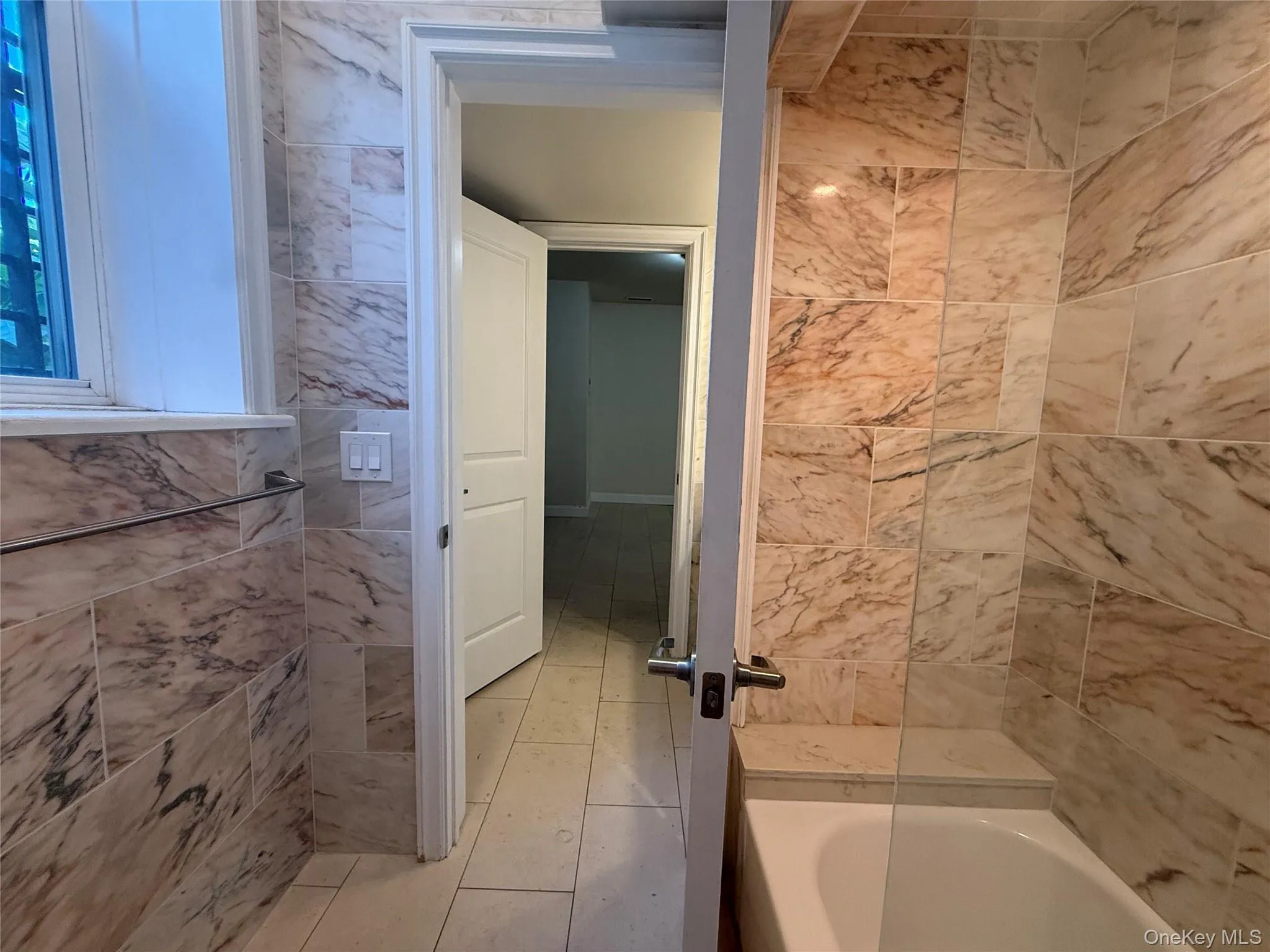 125 Main Street, Ossining, NY, 2 Bedrooms Bedrooms, 3 Rooms Rooms,1 BathroomBathrooms,Residential Lease,For Rent,Main,0,1021235 125 Main Street, Ossining, NY, 2 Bedrooms Bedrooms, 3 Rooms Rooms,1 BathroomBathrooms,Residential Lease,For Rent,Main,0,1021235
