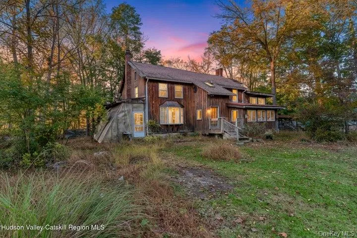 546 Berme Road, Rochester, NY, 3 Bedrooms Bedrooms, 9 Rooms Rooms,2 BathroomsBathrooms,Residential,For Rent,Berme,0,1021241 546 Berme Road, Rochester, NY, 3 Bedrooms Bedrooms, 9 Rooms Rooms,2 BathroomsBathrooms,Residential,For Rent,Berme,0,1021241