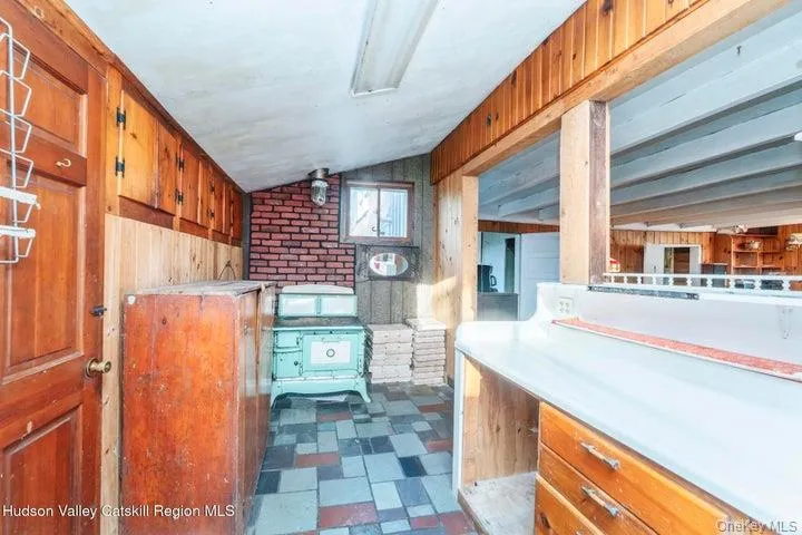 546 Berme Road, Rochester, NY, 3 Bedrooms Bedrooms, 9 Rooms Rooms,2 BathroomsBathrooms,Residential,For Rent,Berme,0,1021241 546 Berme Road, Rochester, NY, 3 Bedrooms Bedrooms, 9 Rooms Rooms,2 BathroomsBathrooms,Residential,For Rent,Berme,0,1021241