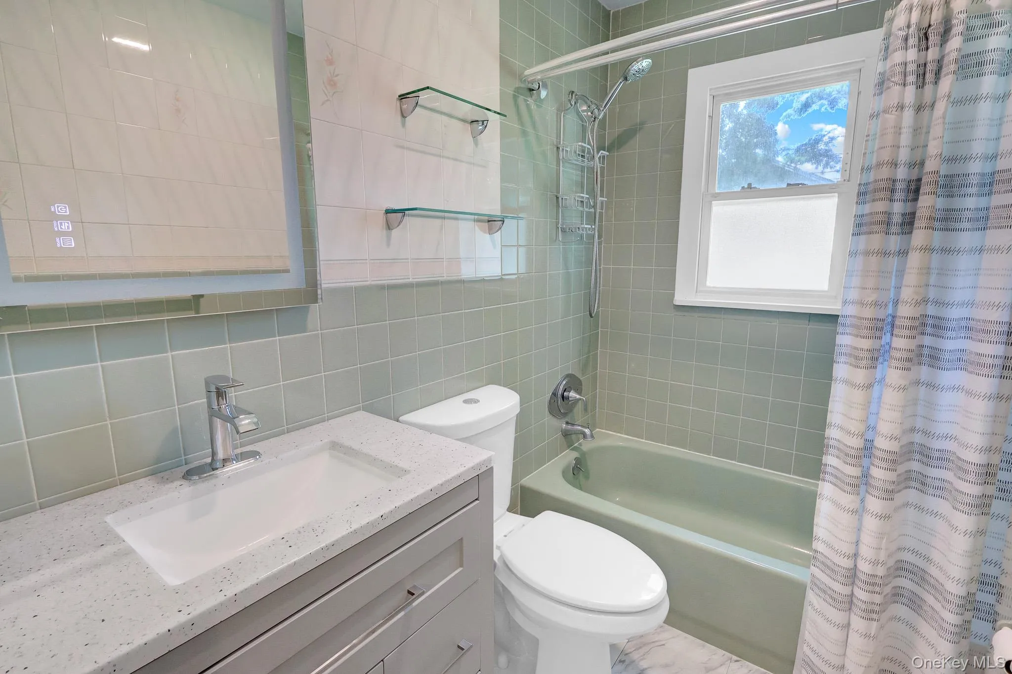 100 Lincoln Drive, Brookhaven, NY, 2 Bedrooms Bedrooms, 5 Rooms Rooms,1 BathroomBathrooms,Residential,For Rent,Lincoln,0,1021242 100 Lincoln Drive, Brookhaven, NY, 2 Bedrooms Bedrooms, 5 Rooms Rooms,1 BathroomBathrooms,Residential,For Rent,Lincoln,0,1021242