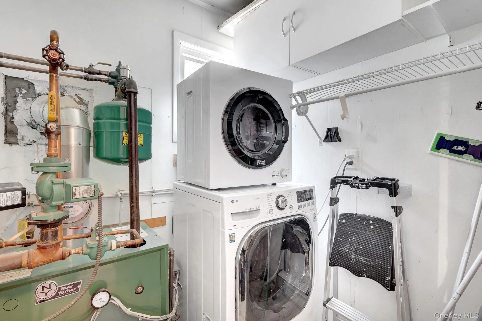 100 Lincoln Drive, Brookhaven, NY, 2 Bedrooms Bedrooms, 5 Rooms Rooms,1 BathroomBathrooms,Residential,For Rent,Lincoln,0,1021242 100 Lincoln Drive, Brookhaven, NY, 2 Bedrooms Bedrooms, 5 Rooms Rooms,1 BathroomBathrooms,Residential,For Rent,Lincoln,0,1021242