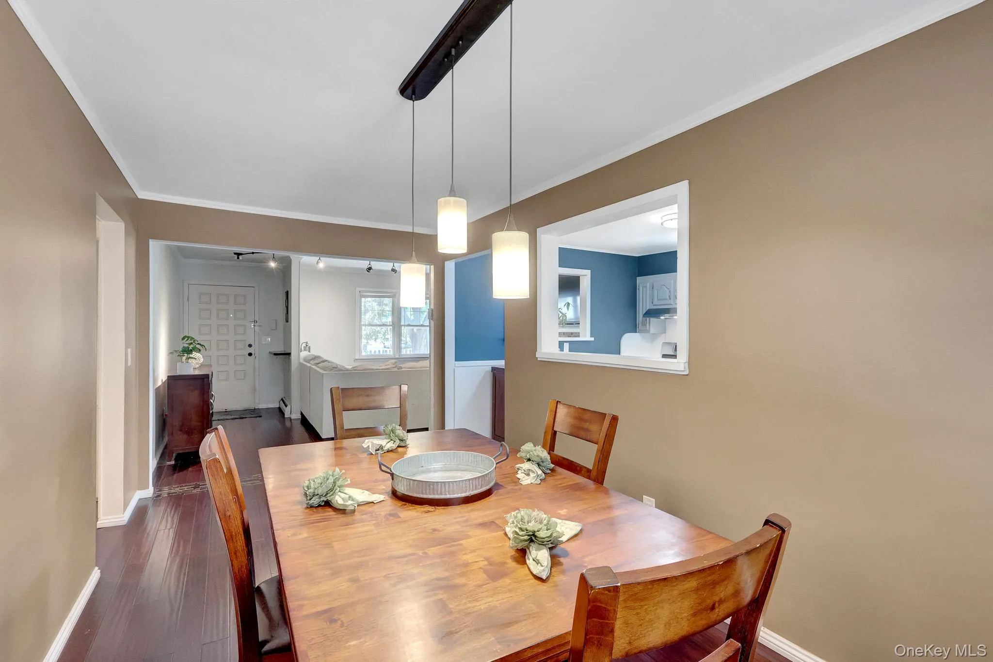 100 Lincoln Drive, Brookhaven, NY, 2 Bedrooms Bedrooms, 5 Rooms Rooms,1 BathroomBathrooms,Residential,For Rent,Lincoln,0,1021242 100 Lincoln Drive, Brookhaven, NY, 2 Bedrooms Bedrooms, 5 Rooms Rooms,1 BathroomBathrooms,Residential,For Rent,Lincoln,0,1021242