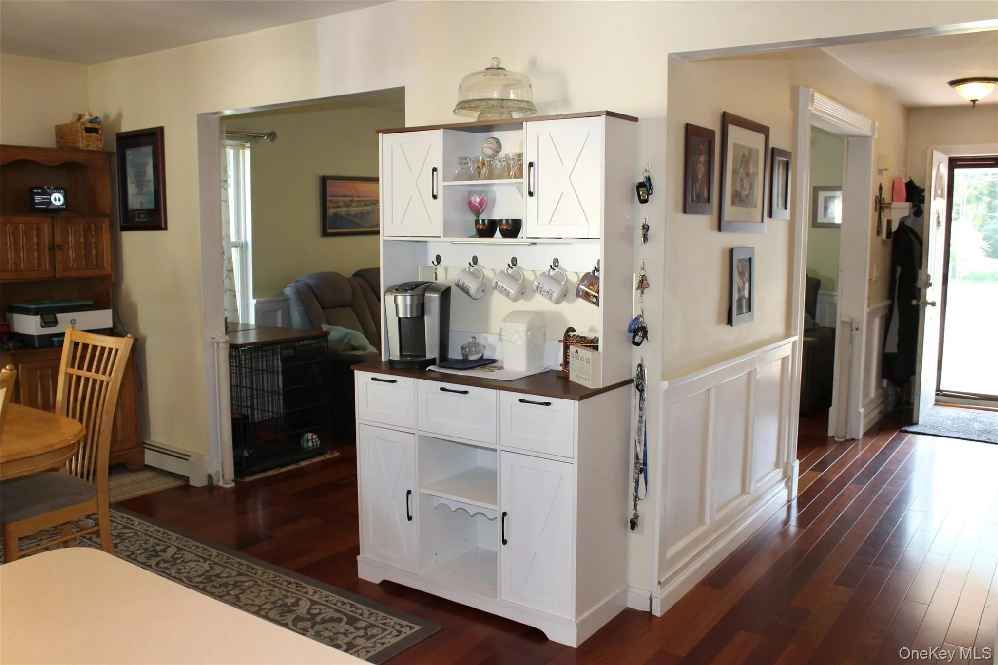 3 Lonscreek Place, Brookhaven, NY, 4 Bedrooms Bedrooms, 8 Rooms Rooms,2 BathroomsBathrooms,Residential,For Rent,Lonscreek,0,1021245 3 Lonscreek Place, Brookhaven, NY, 4 Bedrooms Bedrooms, 8 Rooms Rooms,2 BathroomsBathrooms,Residential,For Rent,Lonscreek,0,1021245