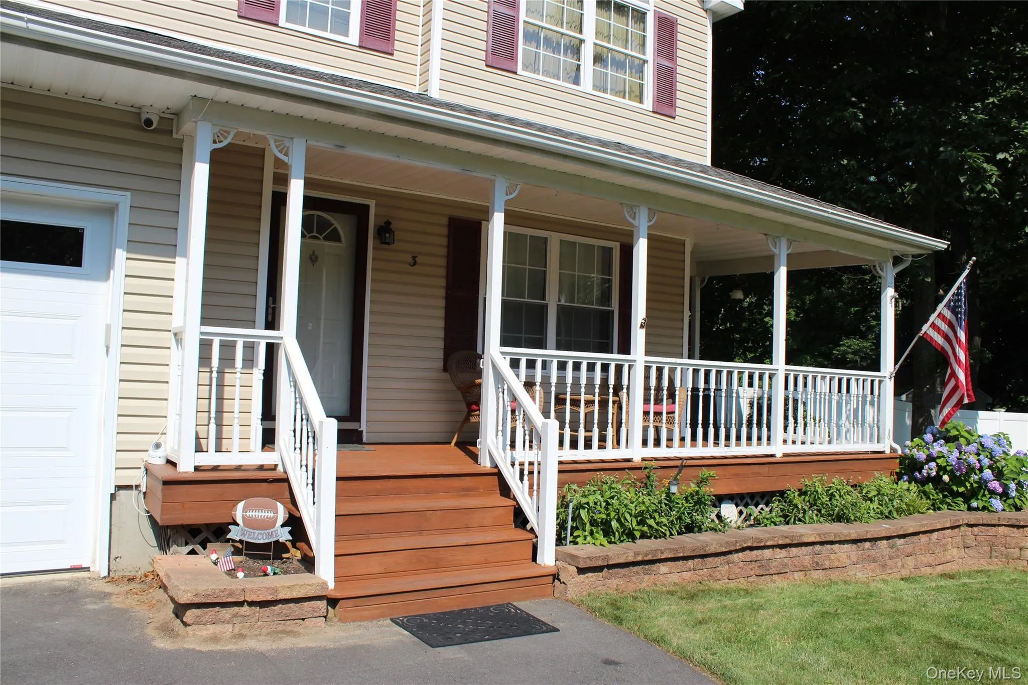 3 Lonscreek Place, Brookhaven, NY, 4 Bedrooms Bedrooms, 8 Rooms Rooms,2 BathroomsBathrooms,Residential,For Rent,Lonscreek,0,1021245 3 Lonscreek Place, Brookhaven, NY, 4 Bedrooms Bedrooms, 8 Rooms Rooms,2 BathroomsBathrooms,Residential,For Rent,Lonscreek,0,1021245