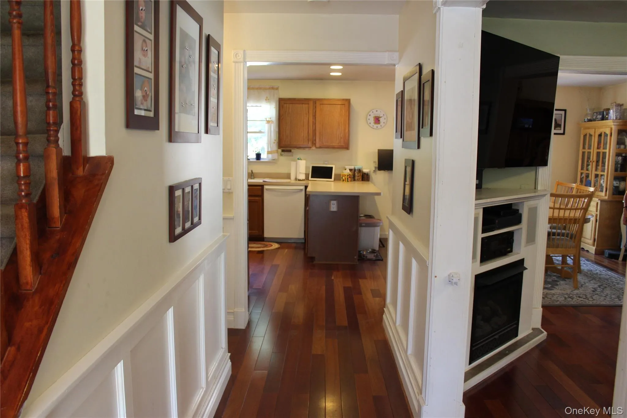 3 Lonscreek Place, Brookhaven, NY, 4 Bedrooms Bedrooms, 8 Rooms Rooms,2 BathroomsBathrooms,Residential,For Rent,Lonscreek,0,1021245 3 Lonscreek Place, Brookhaven, NY, 4 Bedrooms Bedrooms, 8 Rooms Rooms,2 BathroomsBathrooms,Residential,For Rent,Lonscreek,0,1021245