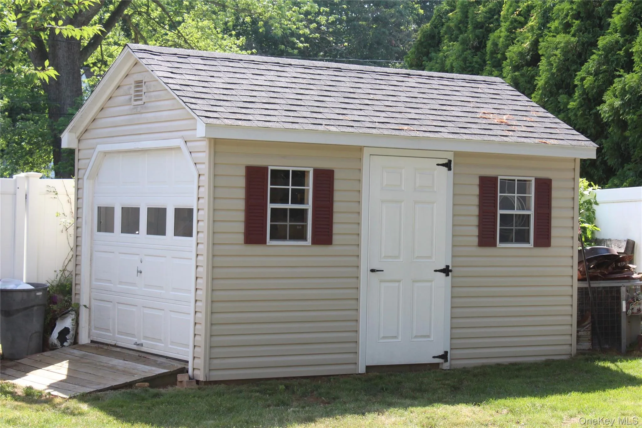 3 Lonscreek Place, Brookhaven, NY, 4 Bedrooms Bedrooms, 8 Rooms Rooms,2 BathroomsBathrooms,Residential,For Rent,Lonscreek,0,1021245 3 Lonscreek Place, Brookhaven, NY, 4 Bedrooms Bedrooms, 8 Rooms Rooms,2 BathroomsBathrooms,Residential,For Rent,Lonscreek,0,1021245