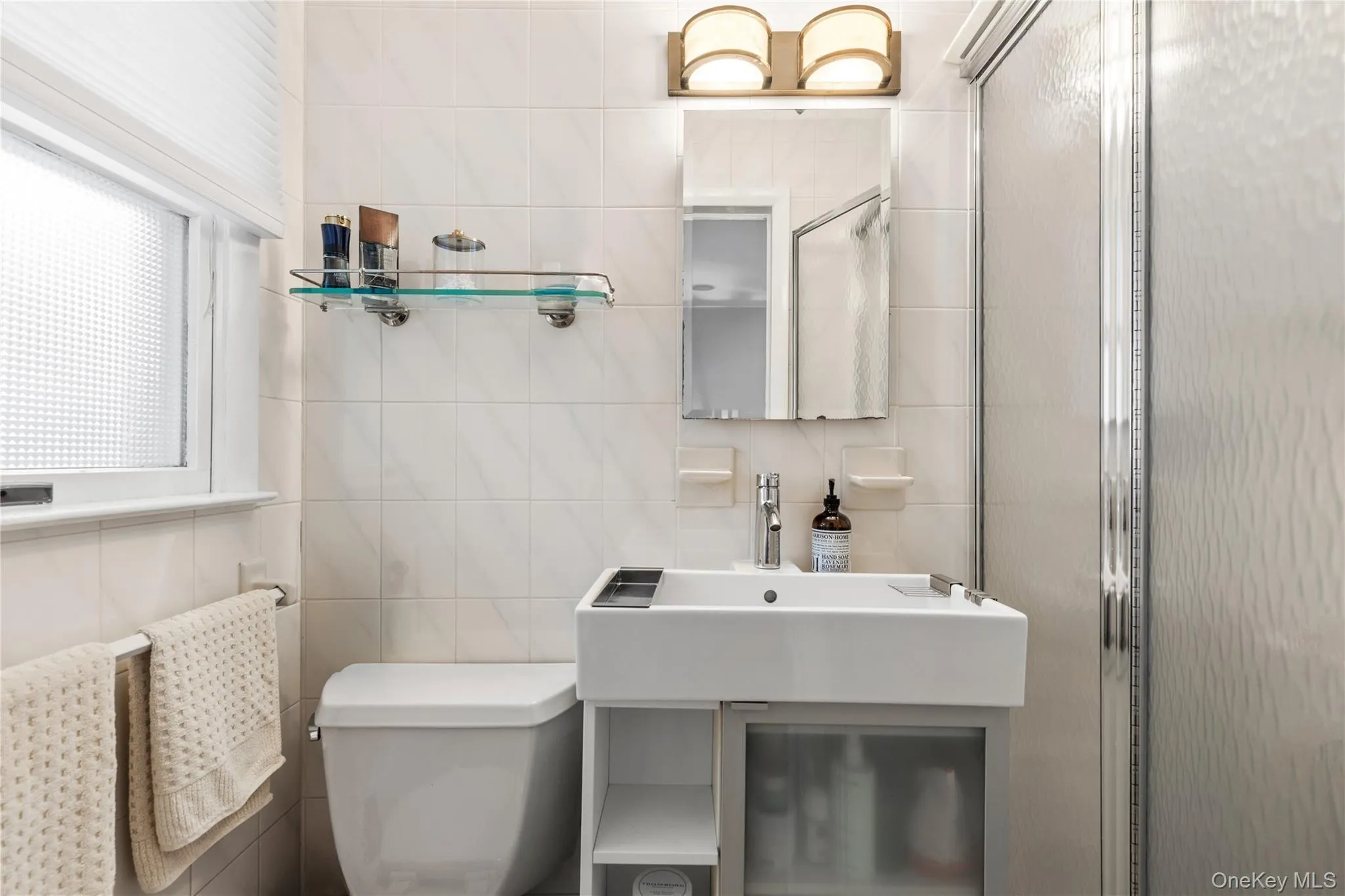 1185 Weaver Street, New Rochelle, NY, 3 Bedrooms Bedrooms, 6 Rooms Rooms,2 BathroomsBathrooms,Residential,For Rent,Weaver,0,1021246 1185 Weaver Street, New Rochelle, NY, 3 Bedrooms Bedrooms, 6 Rooms Rooms,2 BathroomsBathrooms,Residential,For Rent,Weaver,0,1021246