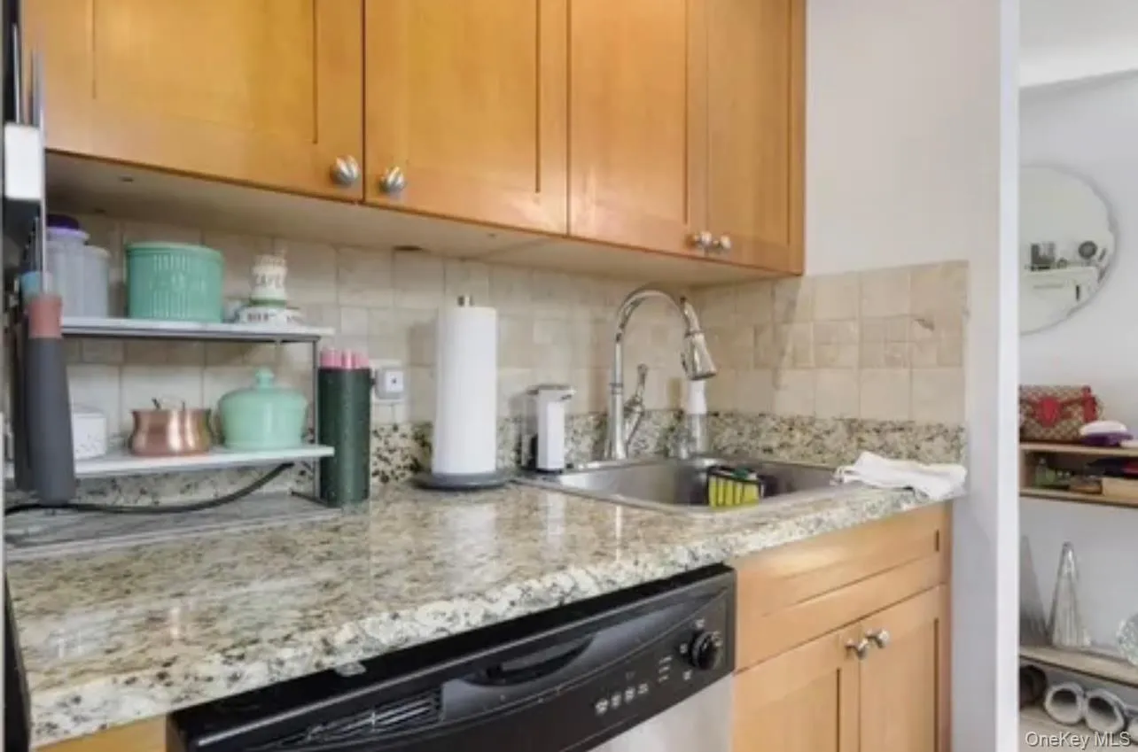 2409 Villa At The Woods, Peekskill, NY, 4 Rooms Rooms,1 BathroomBathrooms,Residential,For Rent,Villa At The Woods,0,1021248 2409 Villa At The Woods, Peekskill, NY, 4 Rooms Rooms,1 BathroomBathrooms,Residential,For Rent,Villa At The Woods,0,1021248