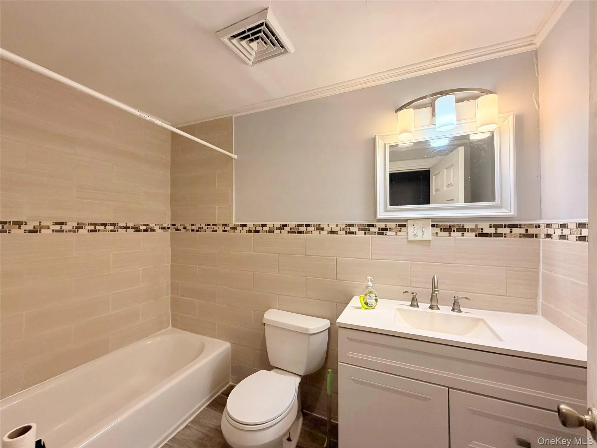 36 Wallkill Avenue, Middletown, NY, 2 Bedrooms Bedrooms, 4 Rooms Rooms,1 BathroomBathrooms,Residential Lease,For Rent,Wallkill,0,1021251 36 Wallkill Avenue, Middletown, NY, 2 Bedrooms Bedrooms, 4 Rooms Rooms,1 BathroomBathrooms,Residential Lease,For Rent,Wallkill,0,1021251