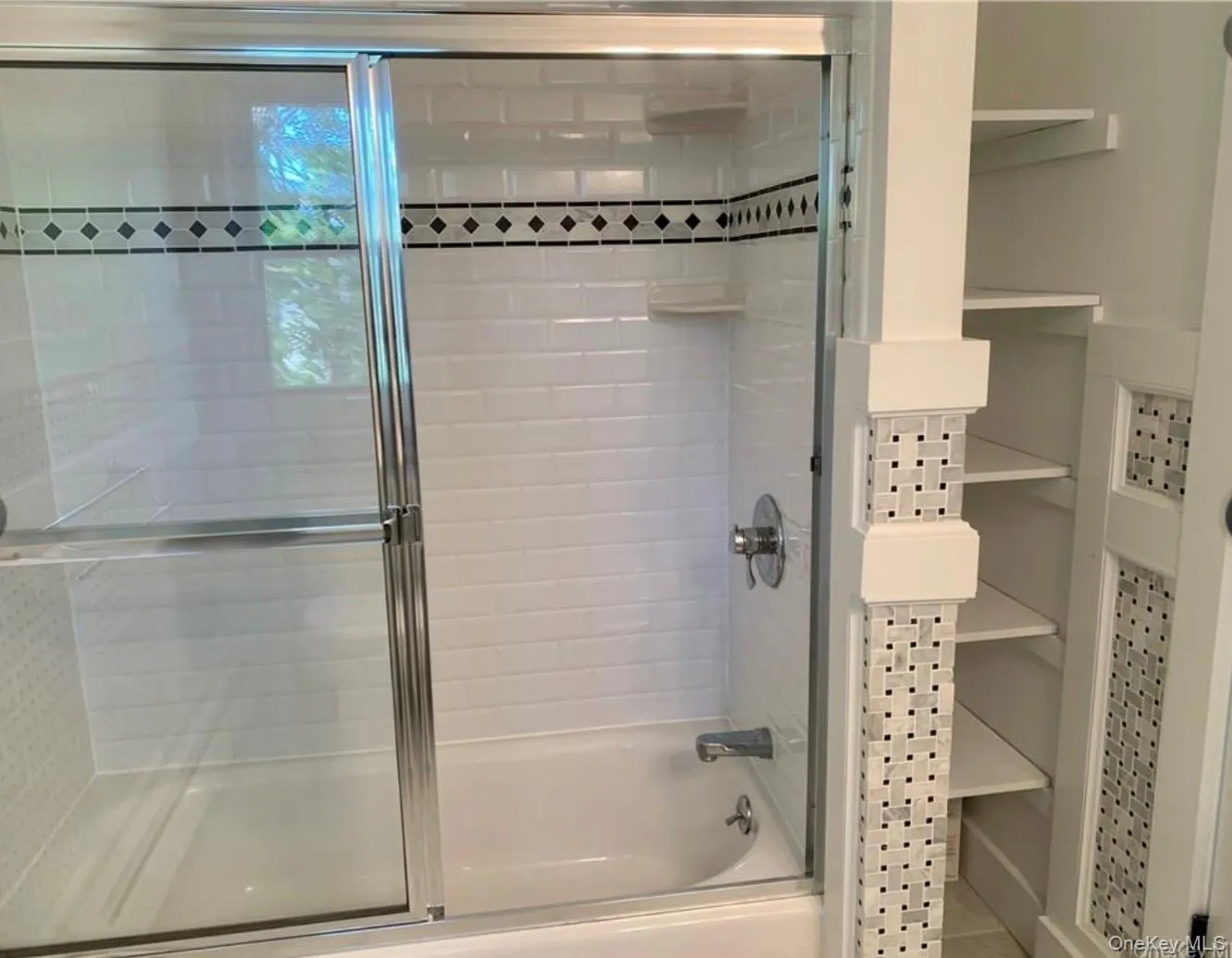250 Oakland Avenue, Monroe, NY, 2 Bedrooms Bedrooms, 5 Rooms Rooms,1 BathroomBathrooms,Residential Lease,For Rent,Oakland,0,1021255 250 Oakland Avenue, Monroe, NY, 2 Bedrooms Bedrooms, 5 Rooms Rooms,1 BathroomBathrooms,Residential Lease,For Rent,Oakland,0,1021255