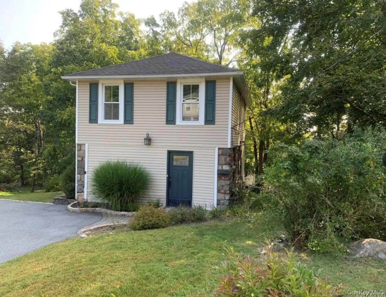 250 Oakland Avenue, Monroe, NY, 2 Bedrooms Bedrooms, 5 Rooms Rooms,1 BathroomBathrooms,Residential Lease,For Rent,Oakland,0,1021255 250 Oakland Avenue, Monroe, NY, 2 Bedrooms Bedrooms, 5 Rooms Rooms,1 BathroomBathrooms,Residential Lease,For Rent,Oakland,0,1021255