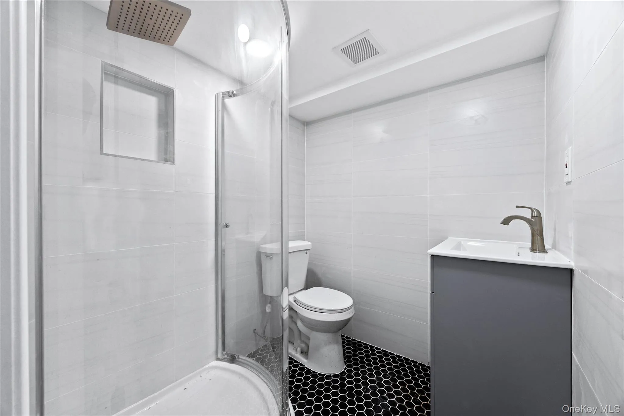 1588 Woodstock Street, Hempstead, NY, 5 Bedrooms Bedrooms, 14 Rooms Rooms,3 BathroomsBathrooms,Residential,For Rent,Woodstock,0,1021258 1588 Woodstock Street, Hempstead, NY, 5 Bedrooms Bedrooms, 14 Rooms Rooms,3 BathroomsBathrooms,Residential,For Rent,Woodstock,0,1021258