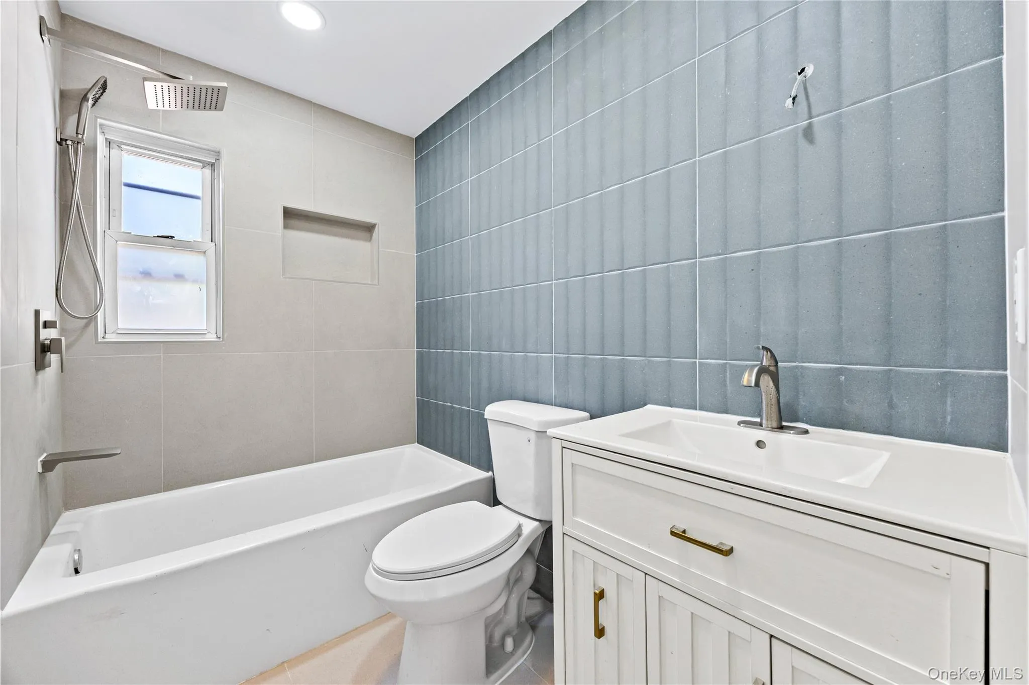 1588 Woodstock Street, Hempstead, NY, 5 Bedrooms Bedrooms, 14 Rooms Rooms,3 BathroomsBathrooms,Residential,For Rent,Woodstock,0,1021258 1588 Woodstock Street, Hempstead, NY, 5 Bedrooms Bedrooms, 14 Rooms Rooms,3 BathroomsBathrooms,Residential,For Rent,Woodstock,0,1021258