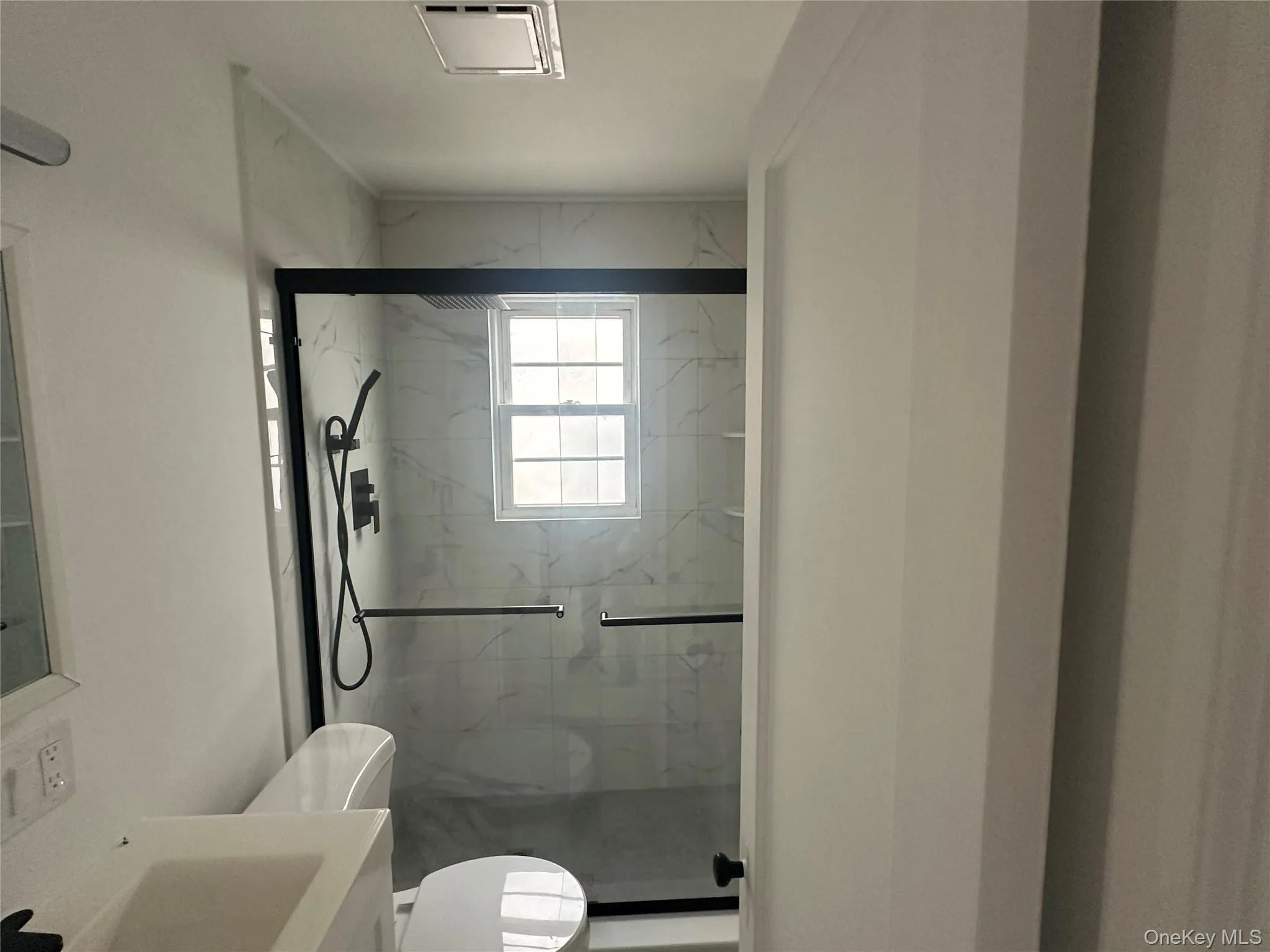 168 Lenox Avenue, Hempstead, NY, 5 Bedrooms Bedrooms, 9 Rooms Rooms,2 BathroomsBathrooms,Residential Lease,For Rent,Lenox,0,1021259 168 Lenox Avenue, Hempstead, NY, 5 Bedrooms Bedrooms, 9 Rooms Rooms,2 BathroomsBathrooms,Residential Lease,For Rent,Lenox,0,1021259