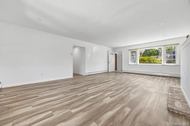 168 Lenox Avenue, Hempstead, NY, 5 Bedrooms Bedrooms, 9 Rooms Rooms,2 BathroomsBathrooms,Residential Lease,For Rent,Lenox,0,1021259 168 Lenox Avenue, Hempstead, NY, 5 Bedrooms Bedrooms, 9 Rooms Rooms,2 BathroomsBathrooms,Residential Lease,For Rent,Lenox,0,1021259