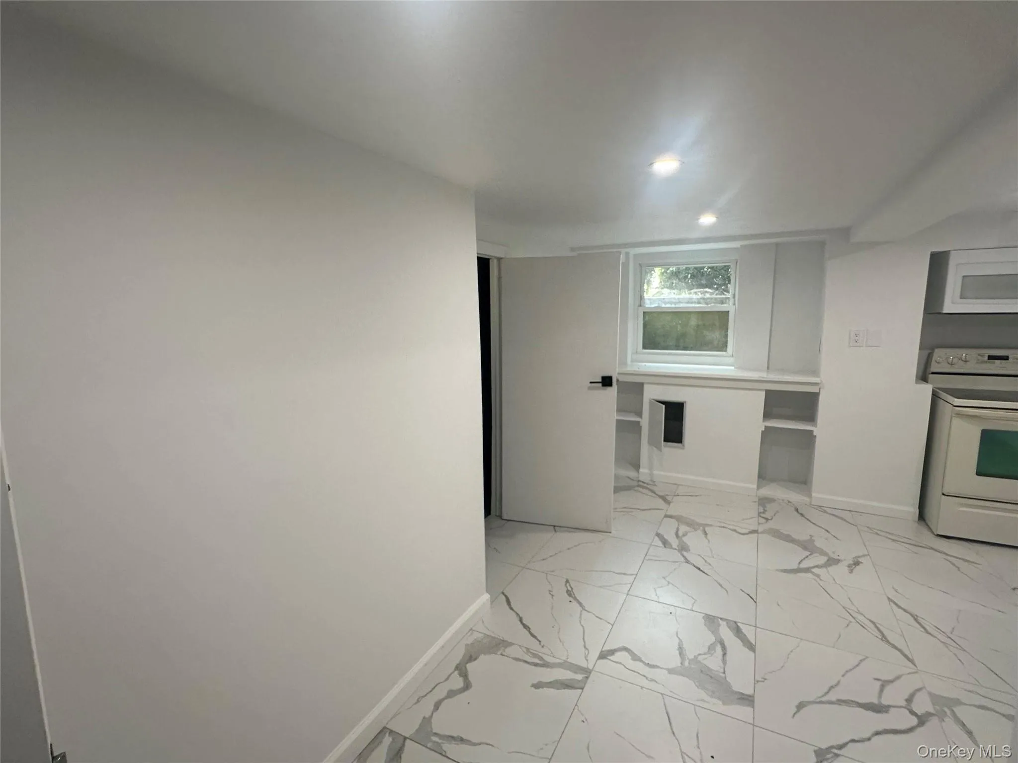 168 Lenox Avenue, Hempstead, NY, 5 Bedrooms Bedrooms, 9 Rooms Rooms,2 BathroomsBathrooms,Residential Lease,For Rent,Lenox,0,1021259 168 Lenox Avenue, Hempstead, NY, 5 Bedrooms Bedrooms, 9 Rooms Rooms,2 BathroomsBathrooms,Residential Lease,For Rent,Lenox,0,1021259