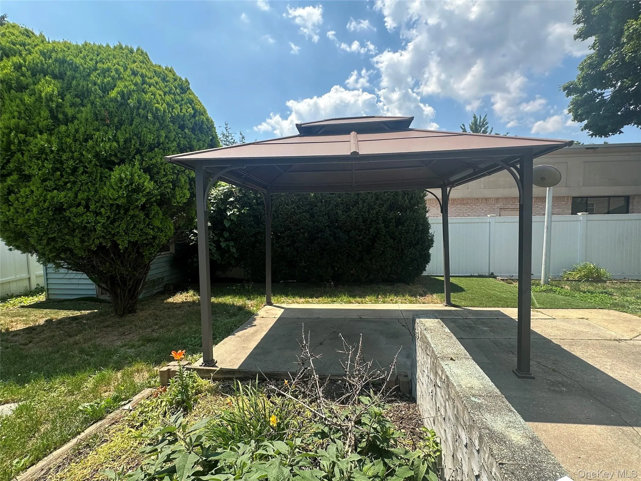 168 Lenox Avenue, Hempstead, NY, 5 Bedrooms Bedrooms, 9 Rooms Rooms,2 BathroomsBathrooms,Residential Lease,For Rent,Lenox,0,1021259 168 Lenox Avenue, Hempstead, NY, 5 Bedrooms Bedrooms, 9 Rooms Rooms,2 BathroomsBathrooms,Residential Lease,For Rent,Lenox,0,1021259