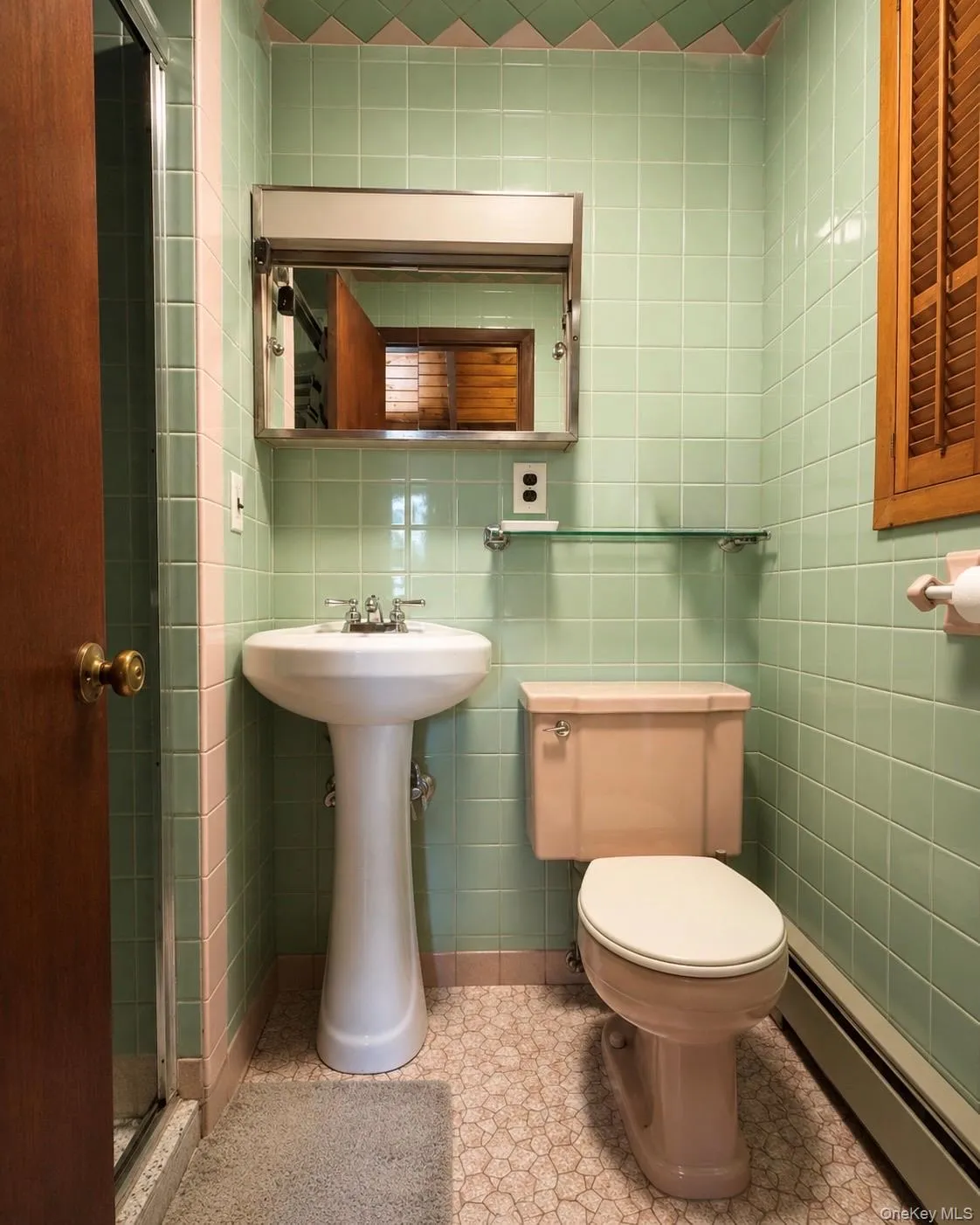 177 Davos Road, Fallsburg, NY, 3 Bedrooms Bedrooms, 8 Rooms Rooms,2 BathroomsBathrooms,Residential,For Rent,Davos,0,1021261 177 Davos Road, Fallsburg, NY, 3 Bedrooms Bedrooms, 8 Rooms Rooms,2 BathroomsBathrooms,Residential,For Rent,Davos,0,1021261