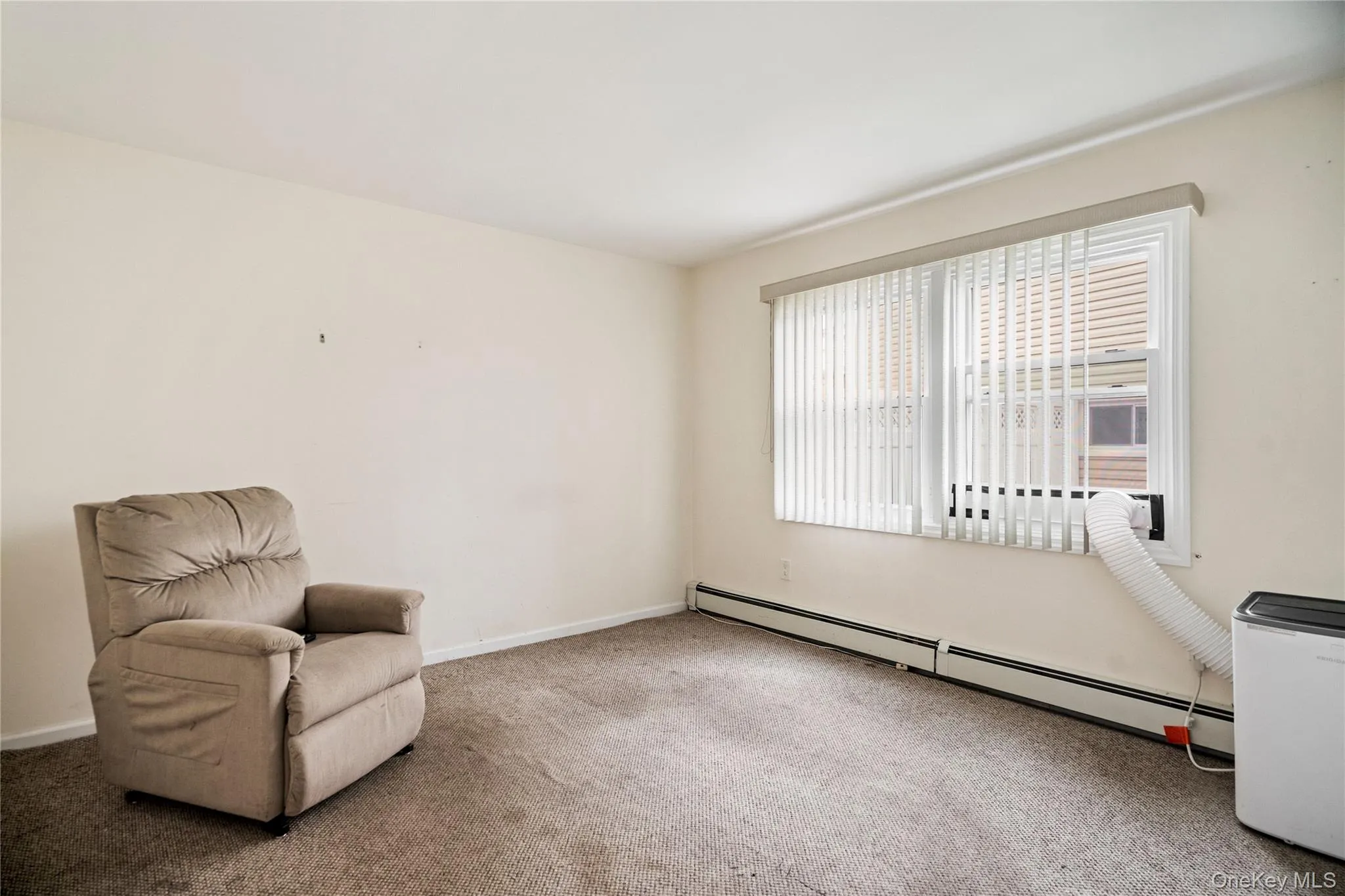 30 Bent Lane, Hempstead, NY, 4 Bedrooms Bedrooms, 7 Rooms Rooms,1 BathroomBathrooms,Residential,For Rent,Bent,0,1021265 30 Bent Lane, Hempstead, NY, 4 Bedrooms Bedrooms, 7 Rooms Rooms,1 BathroomBathrooms,Residential,For Rent,Bent,0,1021265