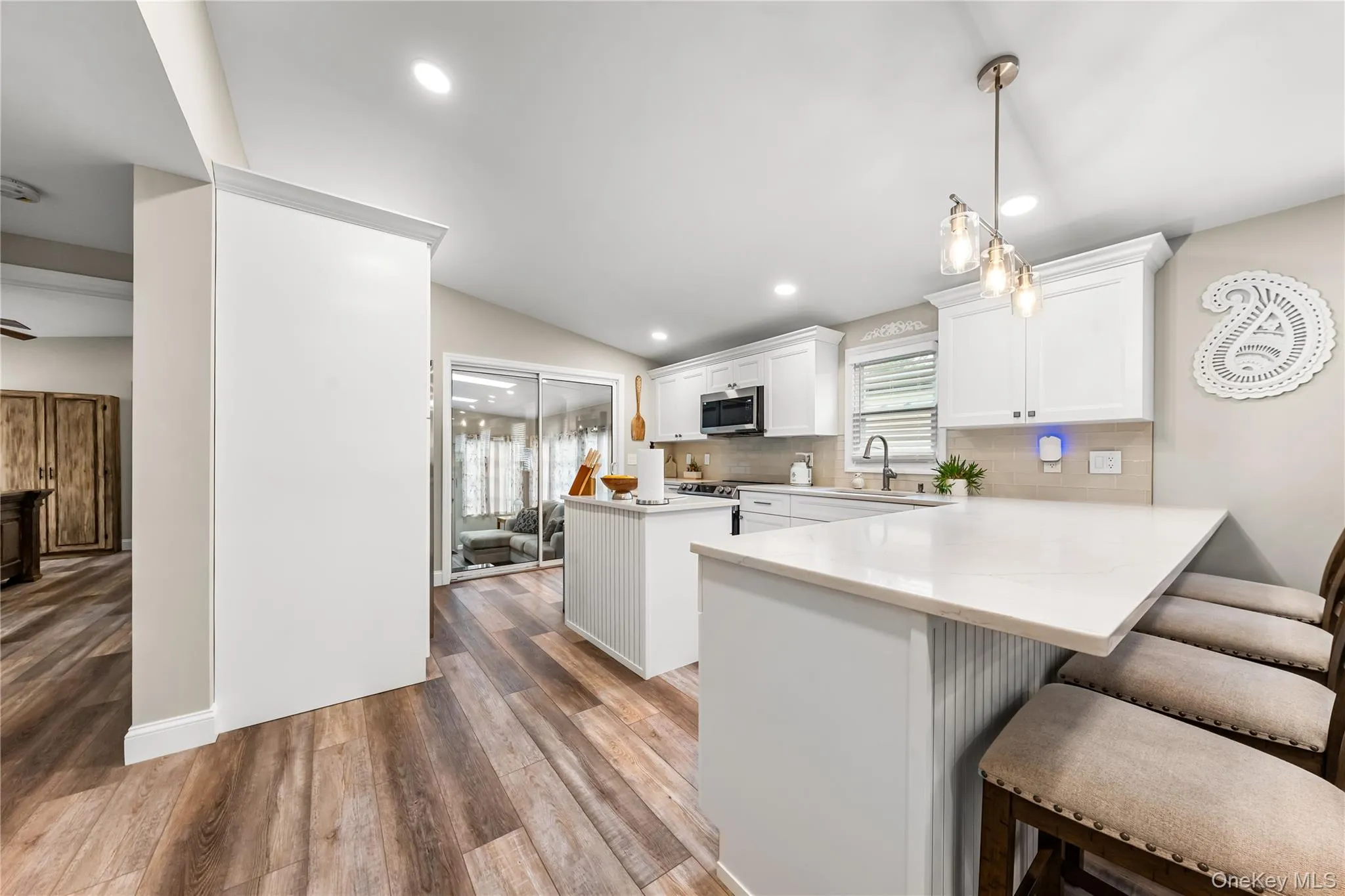 16 Dogwood Lane, Brookhaven, NY, 2 Bedrooms Bedrooms, 5 Rooms Rooms,2 BathroomsBathrooms,Residential,For Rent,Dogwood,0,1021269 16 Dogwood Lane, Brookhaven, NY, 2 Bedrooms Bedrooms, 5 Rooms Rooms,2 BathroomsBathrooms,Residential,For Rent,Dogwood,0,1021269