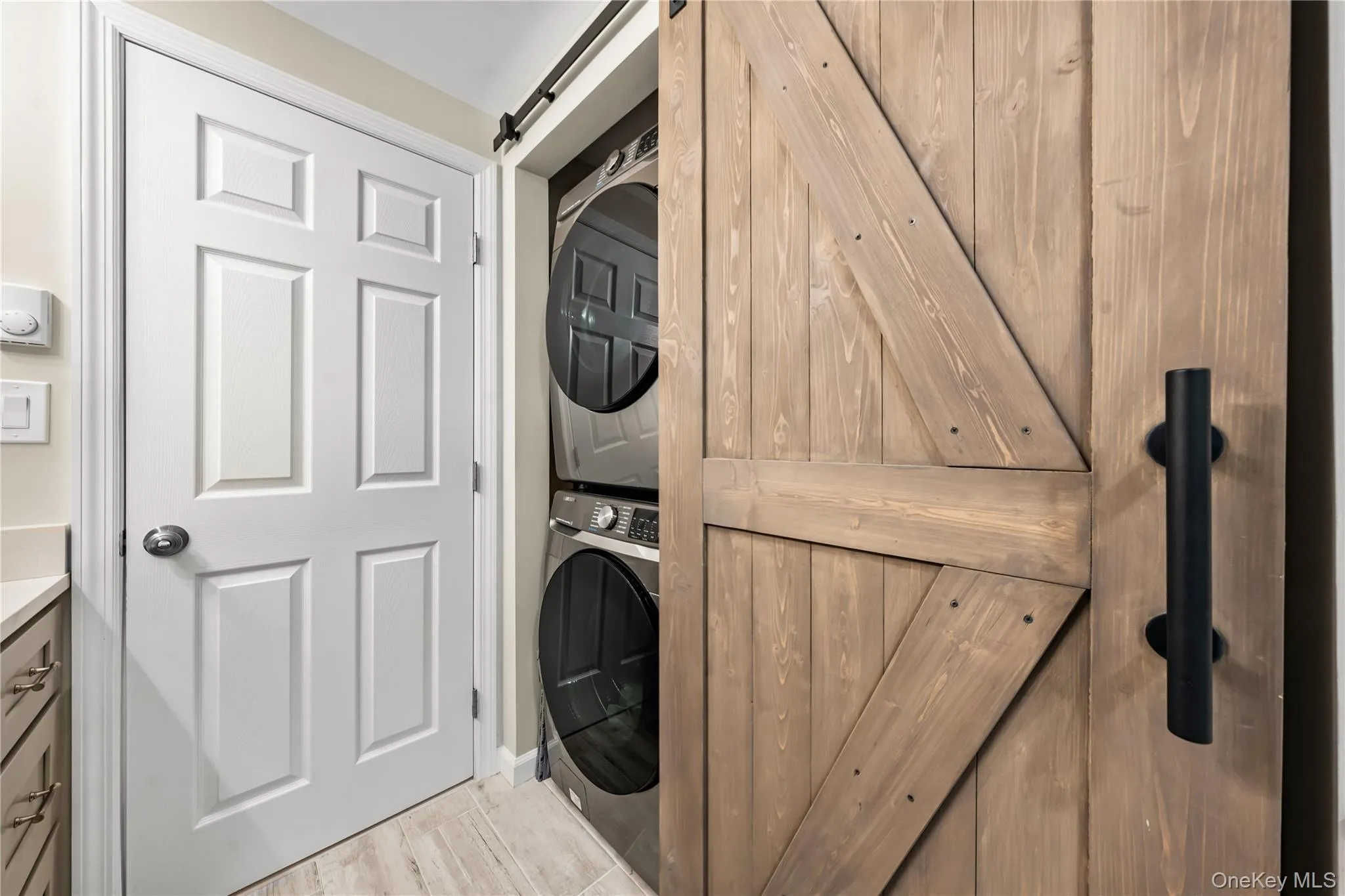 16 Dogwood Lane, Brookhaven, NY, 2 Bedrooms Bedrooms, 5 Rooms Rooms,2 BathroomsBathrooms,Residential,For Rent,Dogwood,0,1021269 16 Dogwood Lane, Brookhaven, NY, 2 Bedrooms Bedrooms, 5 Rooms Rooms,2 BathroomsBathrooms,Residential,For Rent,Dogwood,0,1021269