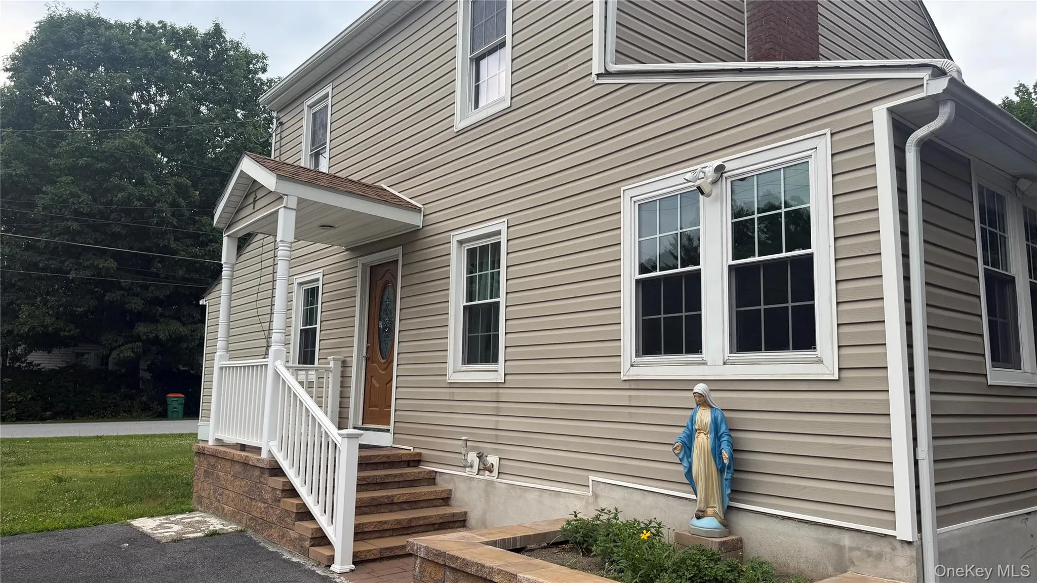 17 Degarmo Road, Poughkeepsie (town), NY, 3 Bedrooms Bedrooms, 8 Rooms Rooms,1 BathroomBathrooms,Residential Lease,For Rent,Degarmo,0,1021273 17 Degarmo Road, Poughkeepsie (town), NY, 3 Bedrooms Bedrooms, 8 Rooms Rooms,1 BathroomBathrooms,Residential Lease,For Rent,Degarmo,0,1021273