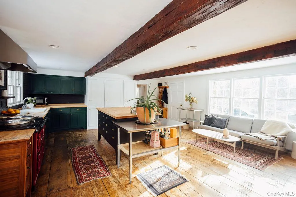 79 Cemetery Road, Chatham, NY, 3 Bedrooms Bedrooms, 6 Rooms Rooms,2 BathroomsBathrooms,Residential,For Rent,Cemetery,0,1021277 79 Cemetery Road, Chatham, NY, 3 Bedrooms Bedrooms, 6 Rooms Rooms,2 BathroomsBathrooms,Residential,For Rent,Cemetery,0,1021277