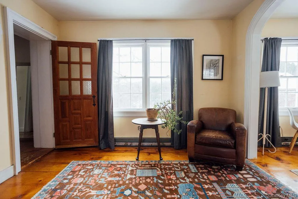 79 Cemetery Road, Chatham, NY, 3 Bedrooms Bedrooms, 6 Rooms Rooms,2 BathroomsBathrooms,Residential,For Rent,Cemetery,0,1021277 79 Cemetery Road, Chatham, NY, 3 Bedrooms Bedrooms, 6 Rooms Rooms,2 BathroomsBathrooms,Residential,For Rent,Cemetery,0,1021277