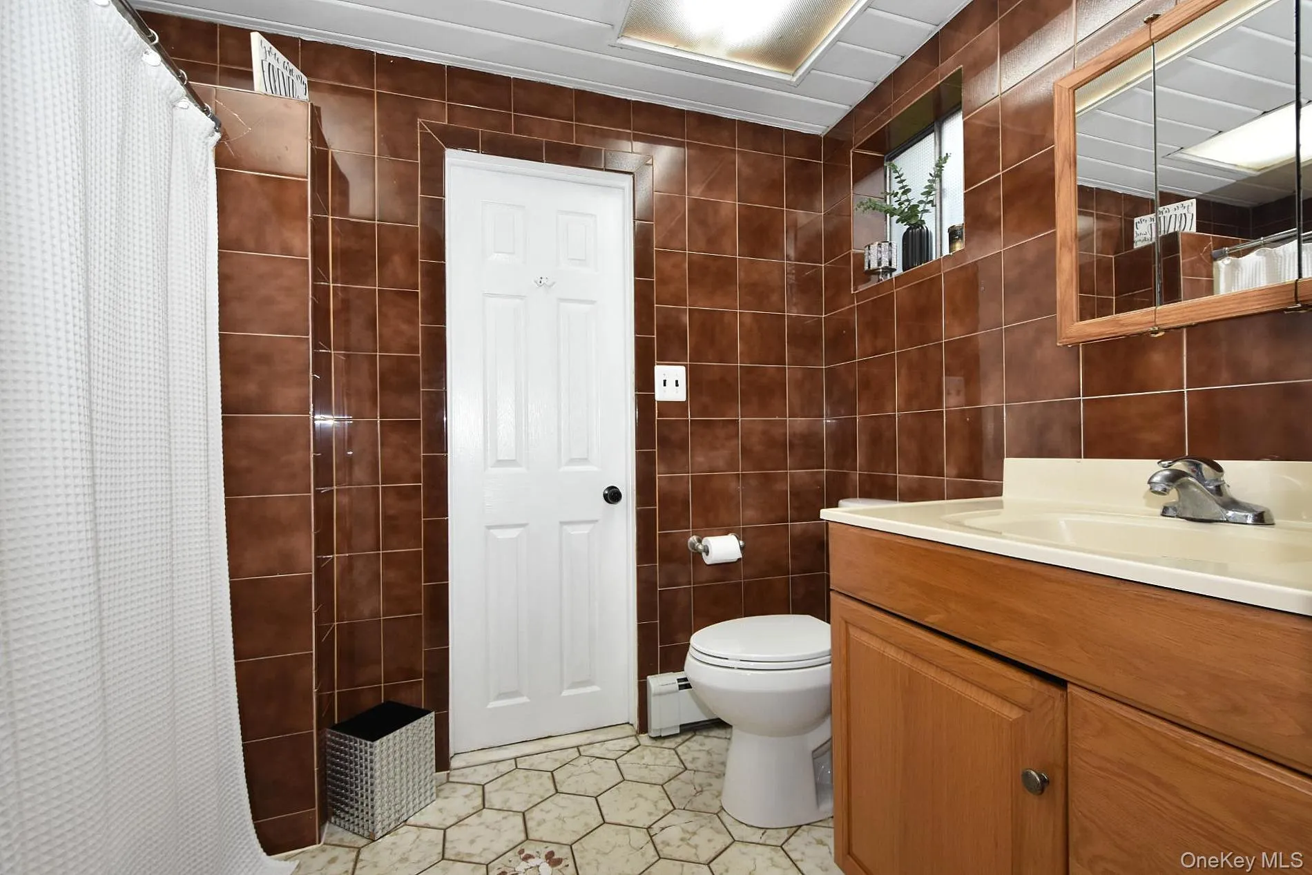 38 Balaton Avenue, Brookhaven, NY, 1 Bedroom Bedrooms, 3 Rooms Rooms,1 BathroomBathrooms,Residential,For Rent,Balaton,0,1021279 38 Balaton Avenue, Brookhaven, NY, 1 Bedroom Bedrooms, 3 Rooms Rooms,1 BathroomBathrooms,Residential,For Rent,Balaton,0,1021279