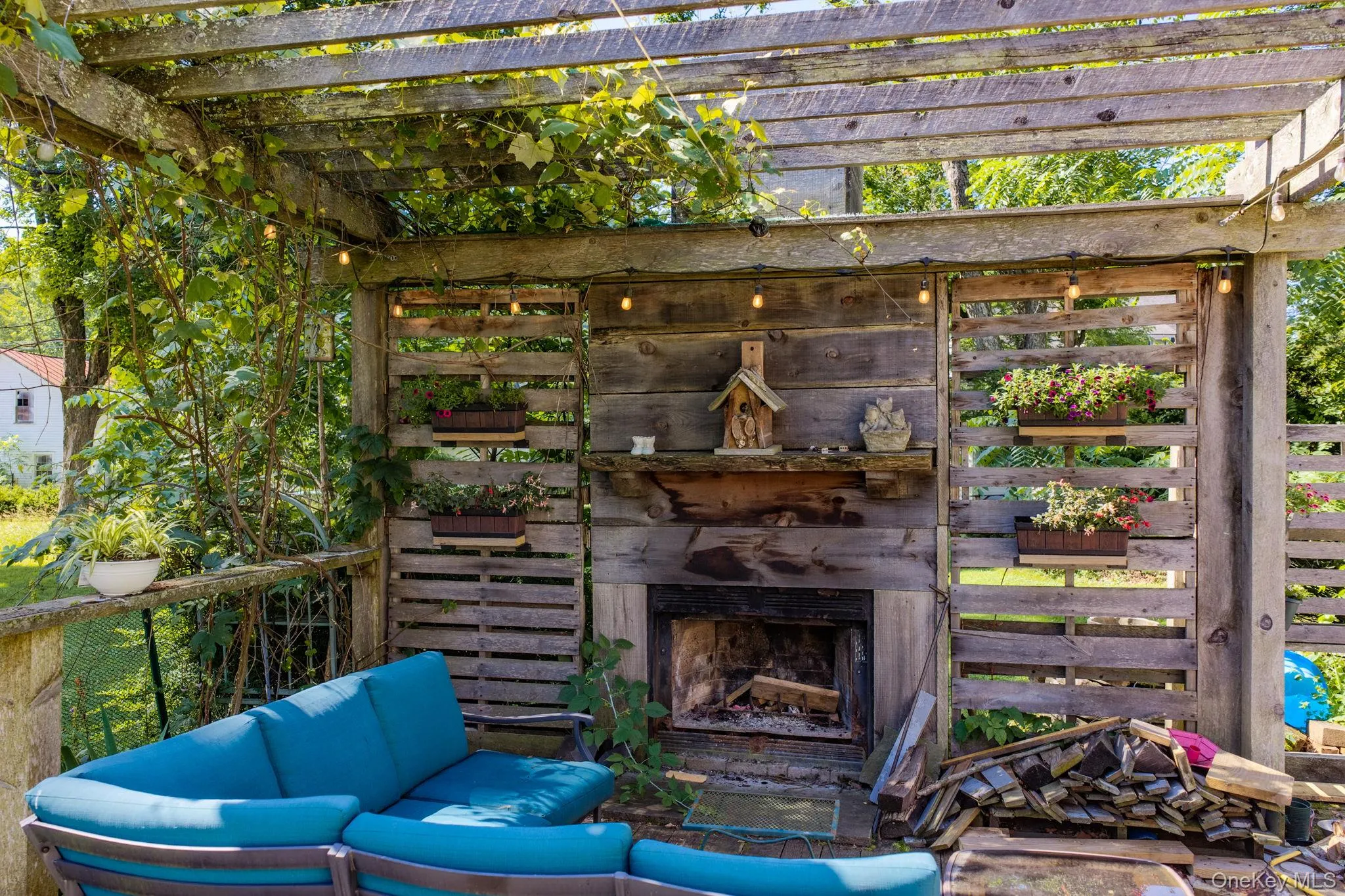 8 Chapel Street, Callicoon, NY, 4 Bedrooms Bedrooms, 7 Rooms Rooms,2 BathroomsBathrooms,Residential,For Rent,Chapel,0,1021280 8 Chapel Street, Callicoon, NY, 4 Bedrooms Bedrooms, 7 Rooms Rooms,2 BathroomsBathrooms,Residential,For Rent,Chapel,0,1021280