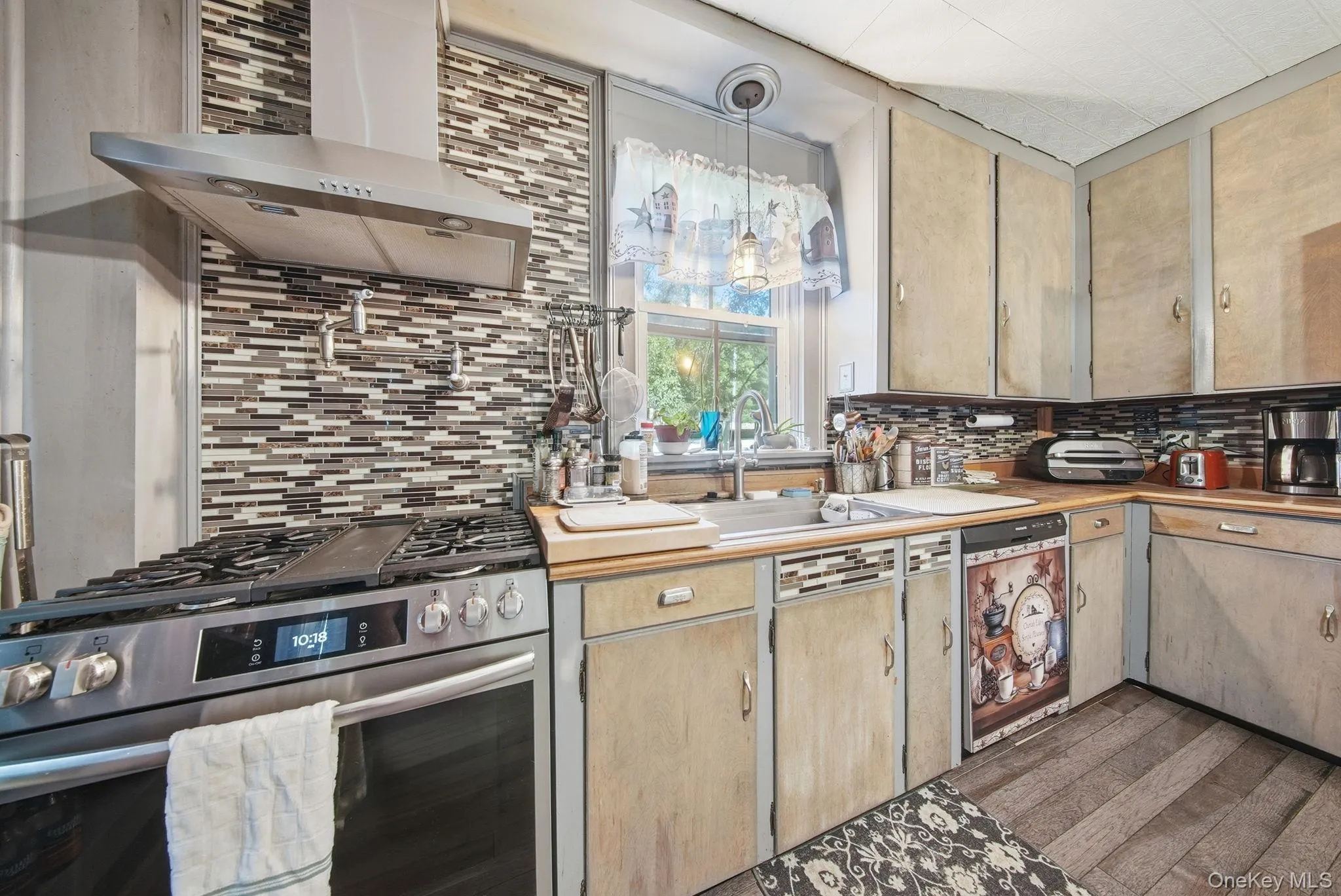 8 Chapel Street, Callicoon, NY, 4 Bedrooms Bedrooms, 7 Rooms Rooms,2 BathroomsBathrooms,Residential,For Rent,Chapel,0,1021280 8 Chapel Street, Callicoon, NY, 4 Bedrooms Bedrooms, 7 Rooms Rooms,2 BathroomsBathrooms,Residential,For Rent,Chapel,0,1021280