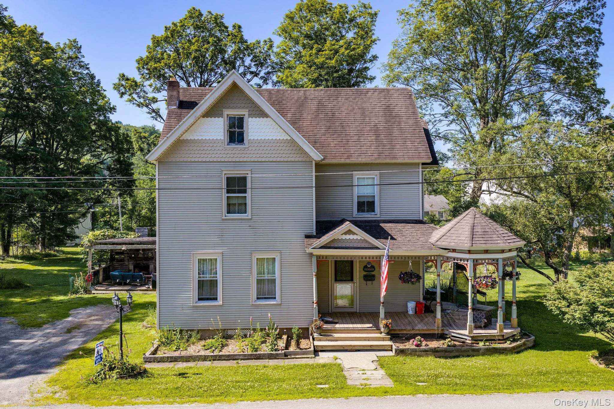 8 Chapel Street, Callicoon, NY, 4 Bedrooms Bedrooms, 7 Rooms Rooms,2 BathroomsBathrooms,Residential,For Rent,Chapel,0,1021280 8 Chapel Street, Callicoon, NY, 4 Bedrooms Bedrooms, 7 Rooms Rooms,2 BathroomsBathrooms,Residential,For Rent,Chapel,0,1021280