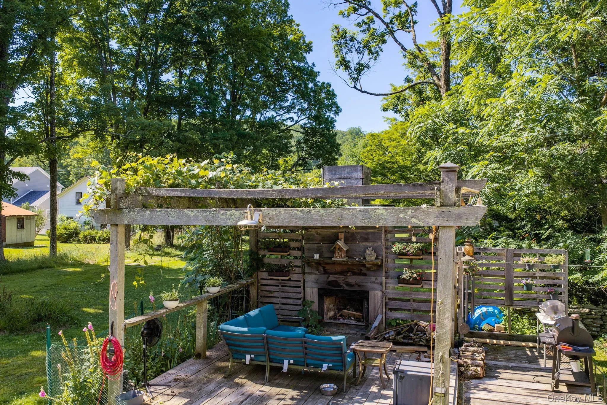 8 Chapel Street, Callicoon, NY, 4 Bedrooms Bedrooms, 7 Rooms Rooms,2 BathroomsBathrooms,Residential,For Rent,Chapel,0,1021280 8 Chapel Street, Callicoon, NY, 4 Bedrooms Bedrooms, 7 Rooms Rooms,2 BathroomsBathrooms,Residential,For Rent,Chapel,0,1021280