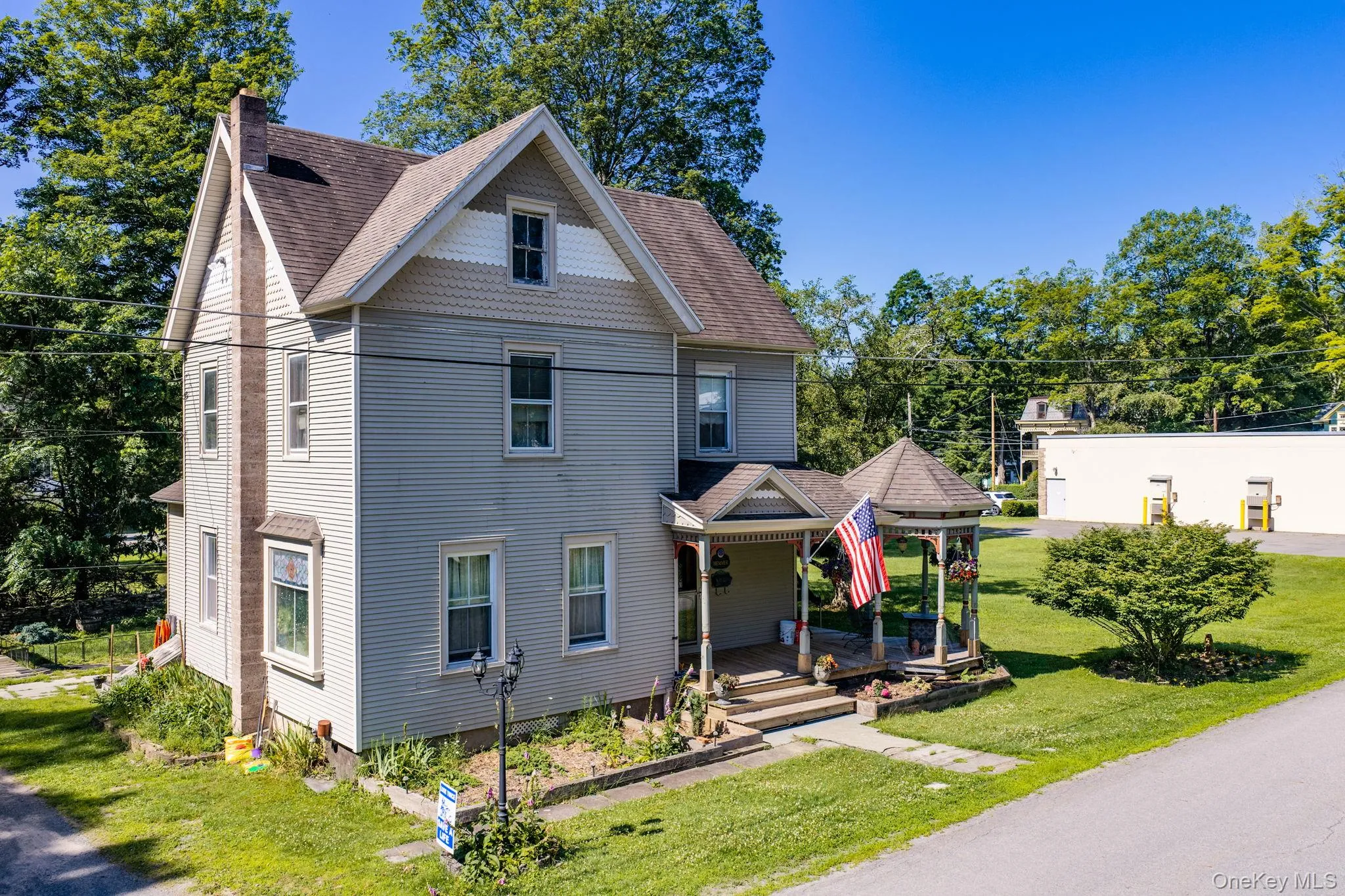8 Chapel Street, Callicoon, NY, 4 Bedrooms Bedrooms, 7 Rooms Rooms,2 BathroomsBathrooms,Residential,For Rent,Chapel,0,1021280 8 Chapel Street, Callicoon, NY, 4 Bedrooms Bedrooms, 7 Rooms Rooms,2 BathroomsBathrooms,Residential,For Rent,Chapel,0,1021280