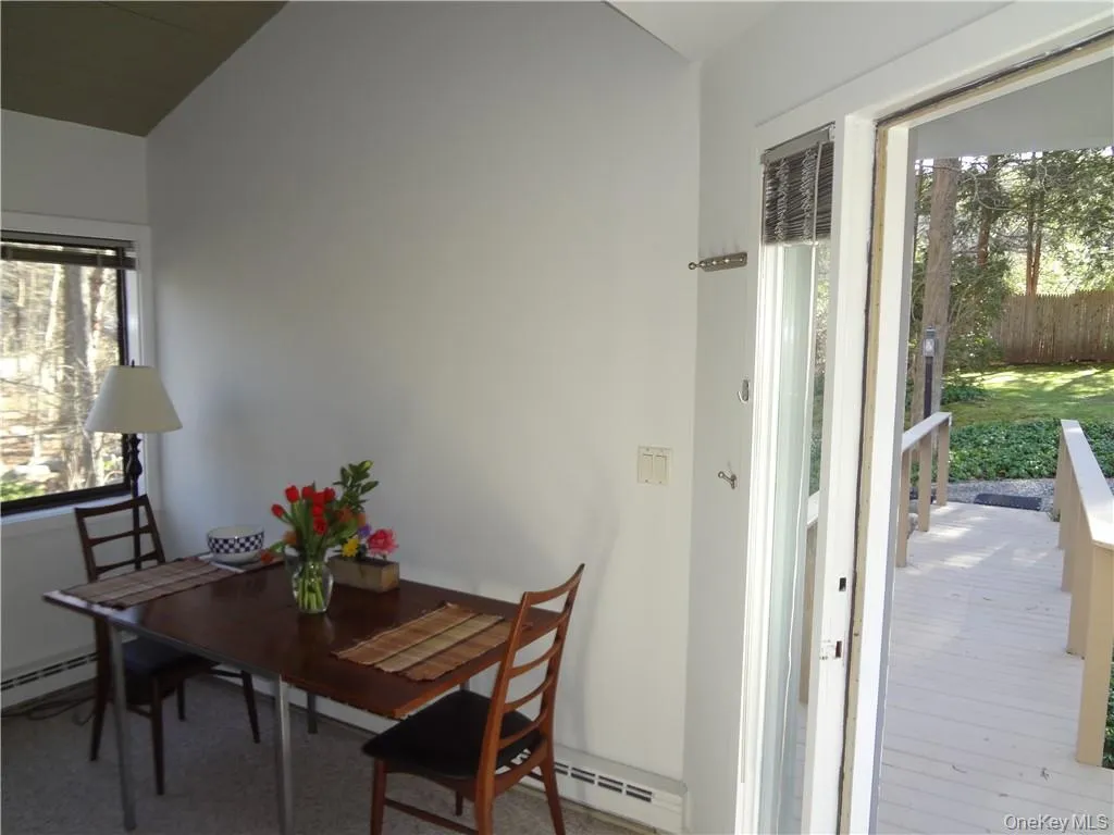 10A Clearwater Lane, Pound Ridge, NY, 1 Bedroom Bedrooms, 2 Rooms Rooms,1 BathroomBathrooms,Residential Lease,For Rent,Clearwater,0,1021283 10A Clearwater Lane, Pound Ridge, NY, 1 Bedroom Bedrooms, 2 Rooms Rooms,1 BathroomBathrooms,Residential Lease,For Rent,Clearwater,0,1021283