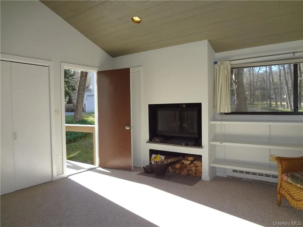 10A Clearwater Lane, Pound Ridge, NY, 1 Bedroom Bedrooms, 2 Rooms Rooms,1 BathroomBathrooms,Residential Lease,For Rent,Clearwater,0,1021283 10A Clearwater Lane, Pound Ridge, NY, 1 Bedroom Bedrooms, 2 Rooms Rooms,1 BathroomBathrooms,Residential Lease,For Rent,Clearwater,0,1021283