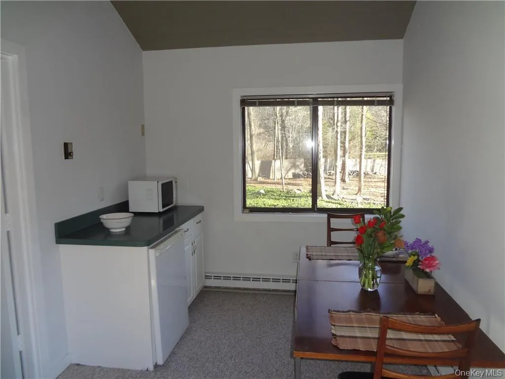 10A Clearwater Lane, Pound Ridge, NY, 1 Bedroom Bedrooms, 2 Rooms Rooms,1 BathroomBathrooms,Residential Lease,For Rent,Clearwater,0,1021283 10A Clearwater Lane, Pound Ridge, NY, 1 Bedroom Bedrooms, 2 Rooms Rooms,1 BathroomBathrooms,Residential Lease,For Rent,Clearwater,0,1021283