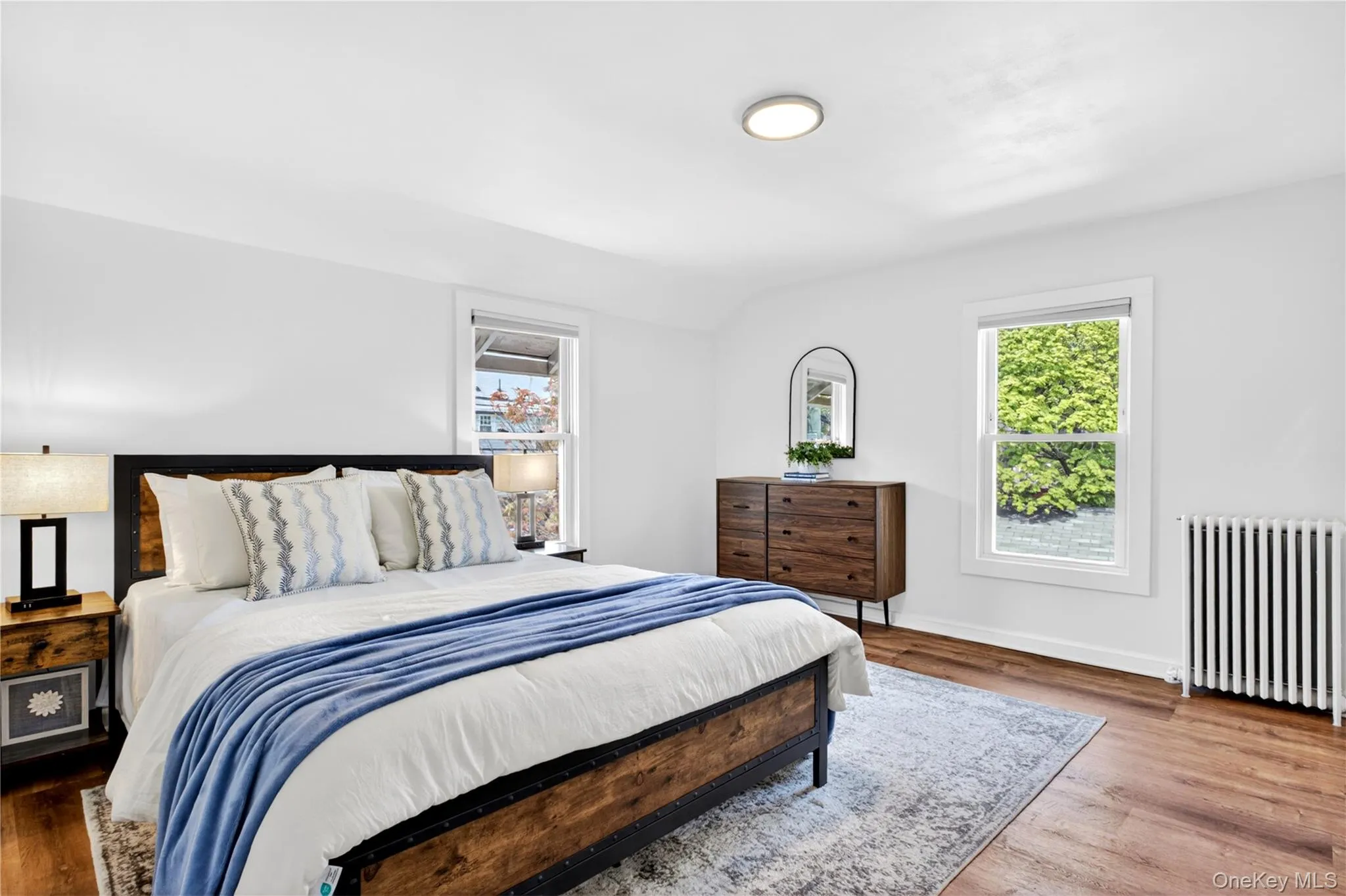 12 Smull Place, North Hempstead, NY, 2 Bedrooms Bedrooms, 6 Rooms Rooms,2 BathroomsBathrooms,Residential,For Rent,Smull,0,1021284 12 Smull Place, North Hempstead, NY, 2 Bedrooms Bedrooms, 6 Rooms Rooms,2 BathroomsBathrooms,Residential,For Rent,Smull,0,1021284