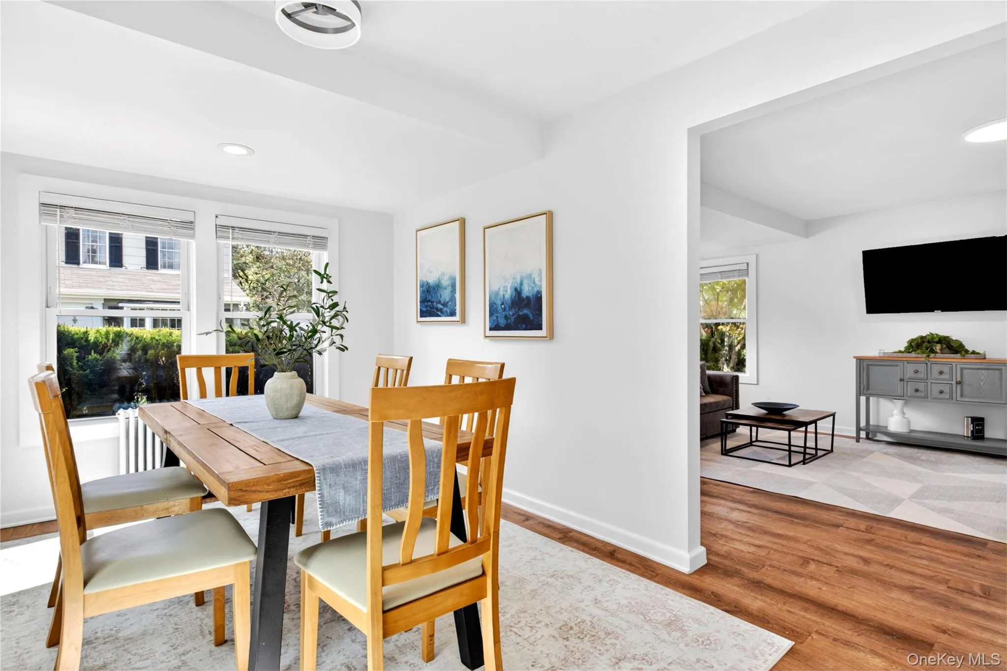 12 Smull Place, North Hempstead, NY, 2 Bedrooms Bedrooms, 6 Rooms Rooms,2 BathroomsBathrooms,Residential,For Rent,Smull,0,1021284 12 Smull Place, North Hempstead, NY, 2 Bedrooms Bedrooms, 6 Rooms Rooms,2 BathroomsBathrooms,Residential,For Rent,Smull,0,1021284