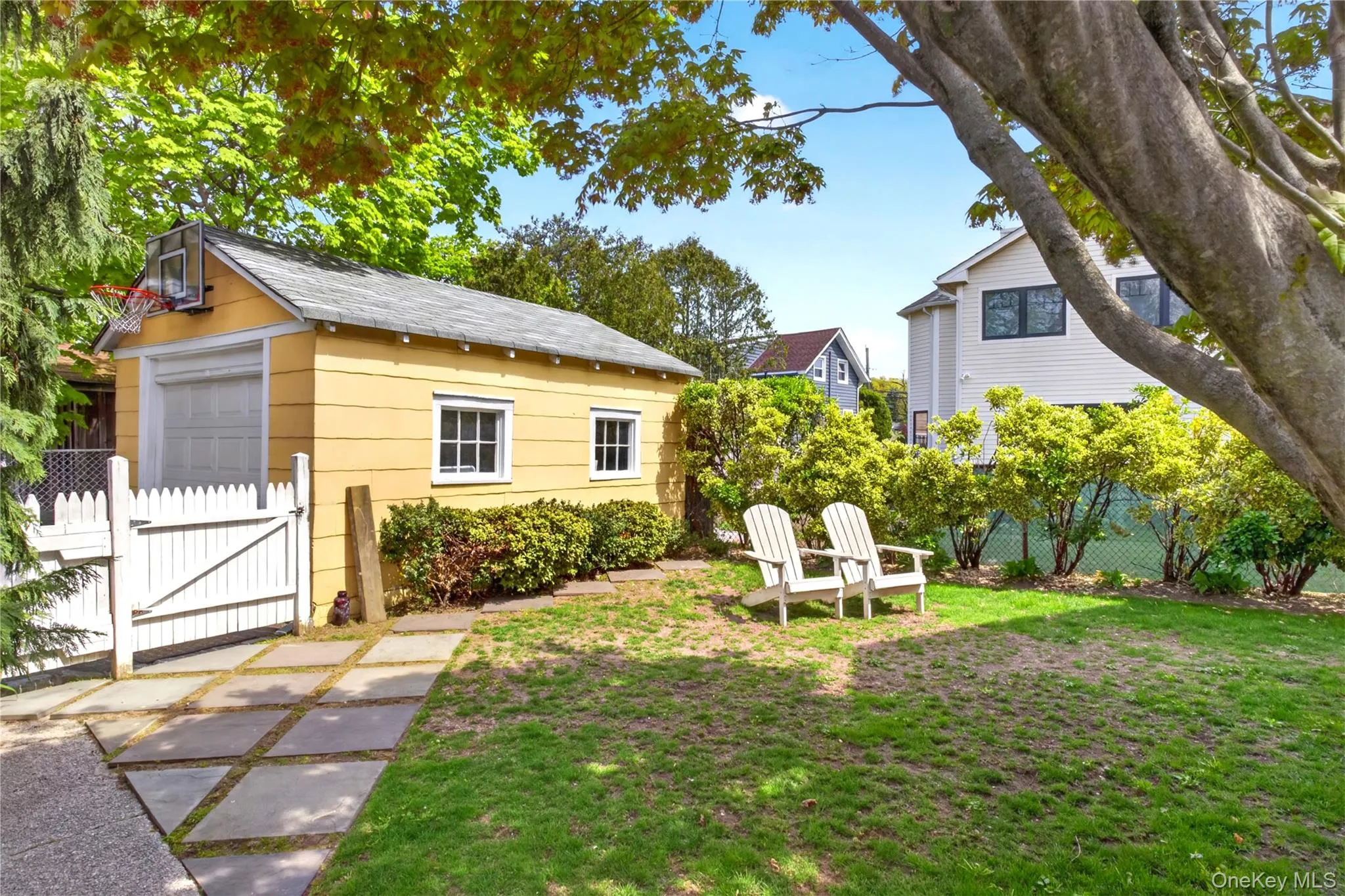 12 Smull Place, North Hempstead, NY, 2 Bedrooms Bedrooms, 6 Rooms Rooms,2 BathroomsBathrooms,Residential,For Rent,Smull,0,1021284 12 Smull Place, North Hempstead, NY, 2 Bedrooms Bedrooms, 6 Rooms Rooms,2 BathroomsBathrooms,Residential,For Rent,Smull,0,1021284