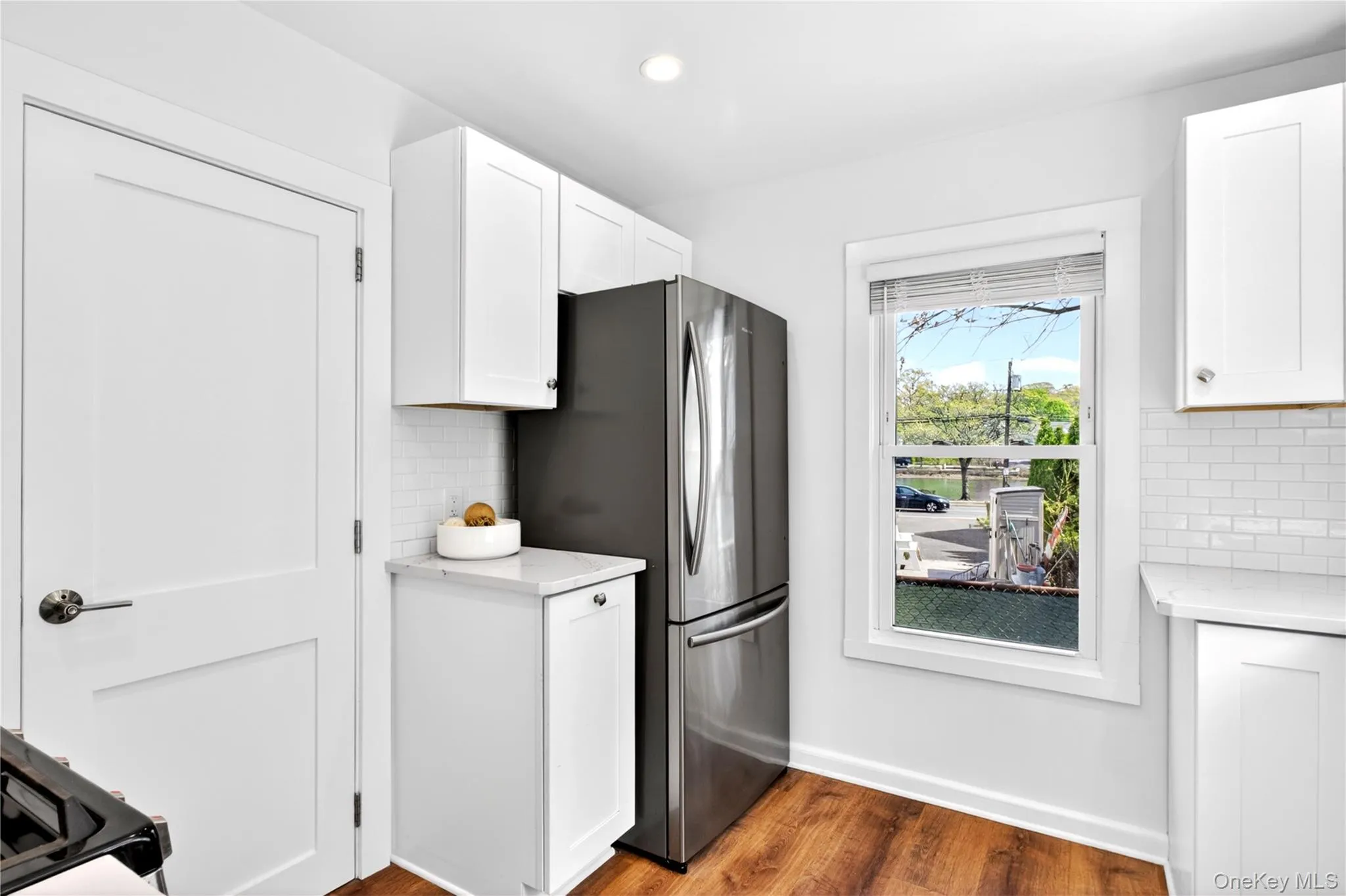 12 Smull Place, North Hempstead, NY, 2 Bedrooms Bedrooms, 6 Rooms Rooms,2 BathroomsBathrooms,Residential,For Rent,Smull,0,1021284 12 Smull Place, North Hempstead, NY, 2 Bedrooms Bedrooms, 6 Rooms Rooms,2 BathroomsBathrooms,Residential,For Rent,Smull,0,1021284