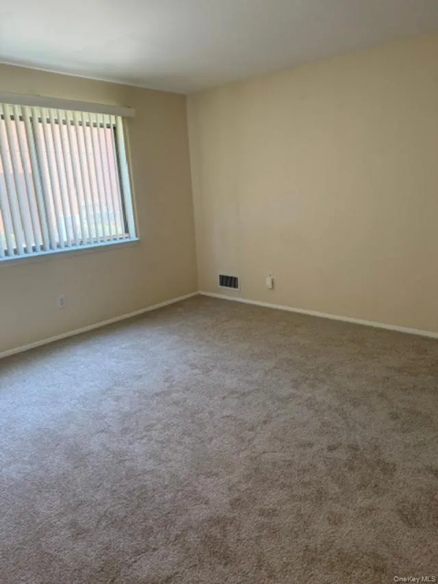 301 Town Hill Road, Clarkstown, NY, 1 Bedroom Bedrooms, 4 Rooms Rooms,1 BathroomBathrooms,Residential,For Rent,Town Hill,0,1021287 301 Town Hill Road, Clarkstown, NY, 1 Bedroom Bedrooms, 4 Rooms Rooms,1 BathroomBathrooms,Residential,For Rent,Town Hill,0,1021287