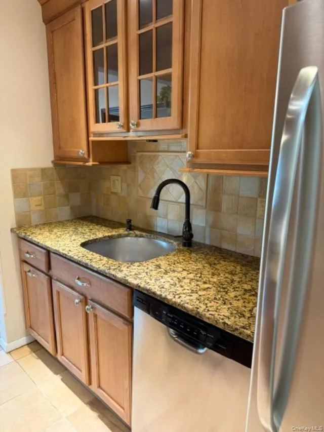 301 Town Hill Road, Clarkstown, NY, 1 Bedroom Bedrooms, 4 Rooms Rooms,1 BathroomBathrooms,Residential,For Rent,Town Hill,0,1021287 301 Town Hill Road, Clarkstown, NY, 1 Bedroom Bedrooms, 4 Rooms Rooms,1 BathroomBathrooms,Residential,For Rent,Town Hill,0,1021287