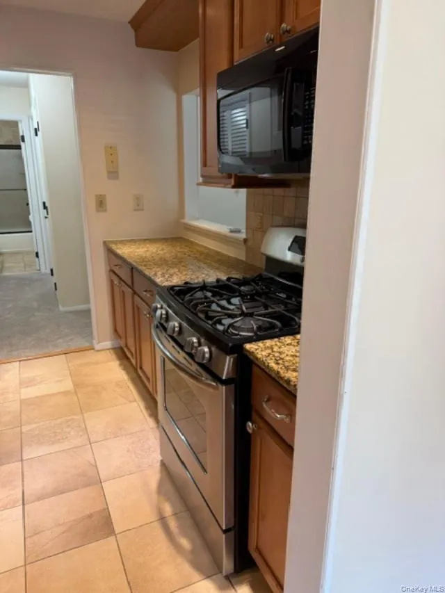 301 Town Hill Road, Clarkstown, NY, 1 Bedroom Bedrooms, 4 Rooms Rooms,1 BathroomBathrooms,Residential,For Rent,Town Hill,0,1021287 301 Town Hill Road, Clarkstown, NY, 1 Bedroom Bedrooms, 4 Rooms Rooms,1 BathroomBathrooms,Residential,For Rent,Town Hill,0,1021287