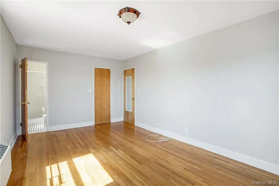 730 Pelham Road, New Rochelle, NY, 3 Bedrooms Bedrooms, 5 Rooms Rooms,2 BathroomsBathrooms,Residential Lease,For Rent,Pelham,0,1021289 730 Pelham Road, New Rochelle, NY, 3 Bedrooms Bedrooms, 5 Rooms Rooms,2 BathroomsBathrooms,Residential Lease,For Rent,Pelham,0,1021289