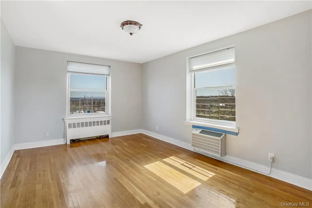 730 Pelham Road, New Rochelle, NY, 3 Bedrooms Bedrooms, 5 Rooms Rooms,2 BathroomsBathrooms,Residential Lease,For Rent,Pelham,0,1021289 730 Pelham Road, New Rochelle, NY, 3 Bedrooms Bedrooms, 5 Rooms Rooms,2 BathroomsBathrooms,Residential Lease,For Rent,Pelham,0,1021289