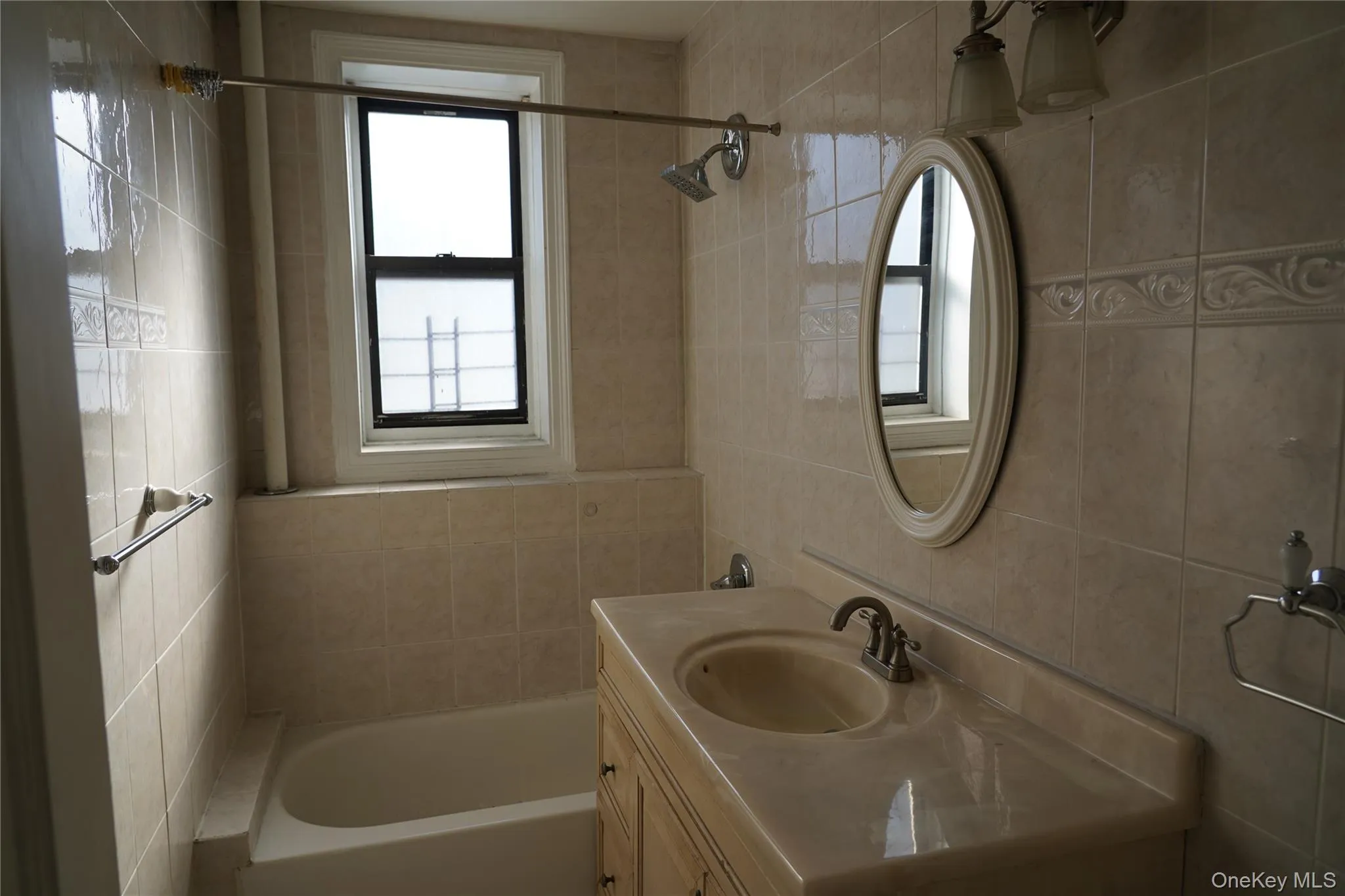 50-05 43 Ave, New York, NY, 1 Bedroom Bedrooms, 4 Rooms Rooms,1 BathroomBathrooms,Residential Lease,For Rent,43 Ave,0,1021291 50-05 43 Ave, New York, NY, 1 Bedroom Bedrooms, 4 Rooms Rooms,1 BathroomBathrooms,Residential Lease,For Rent,43 Ave,0,1021291